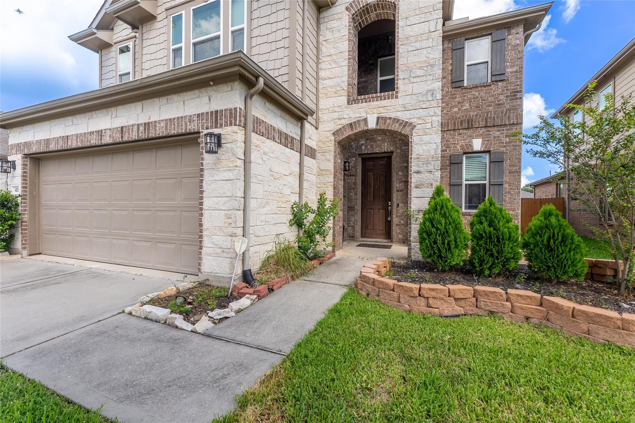 Property Photo: 4118 Lake Cypress Circle TX 77068