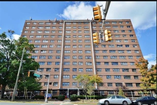 Property Photo: 1225 Kennedy Blvd 4J NJ 07002