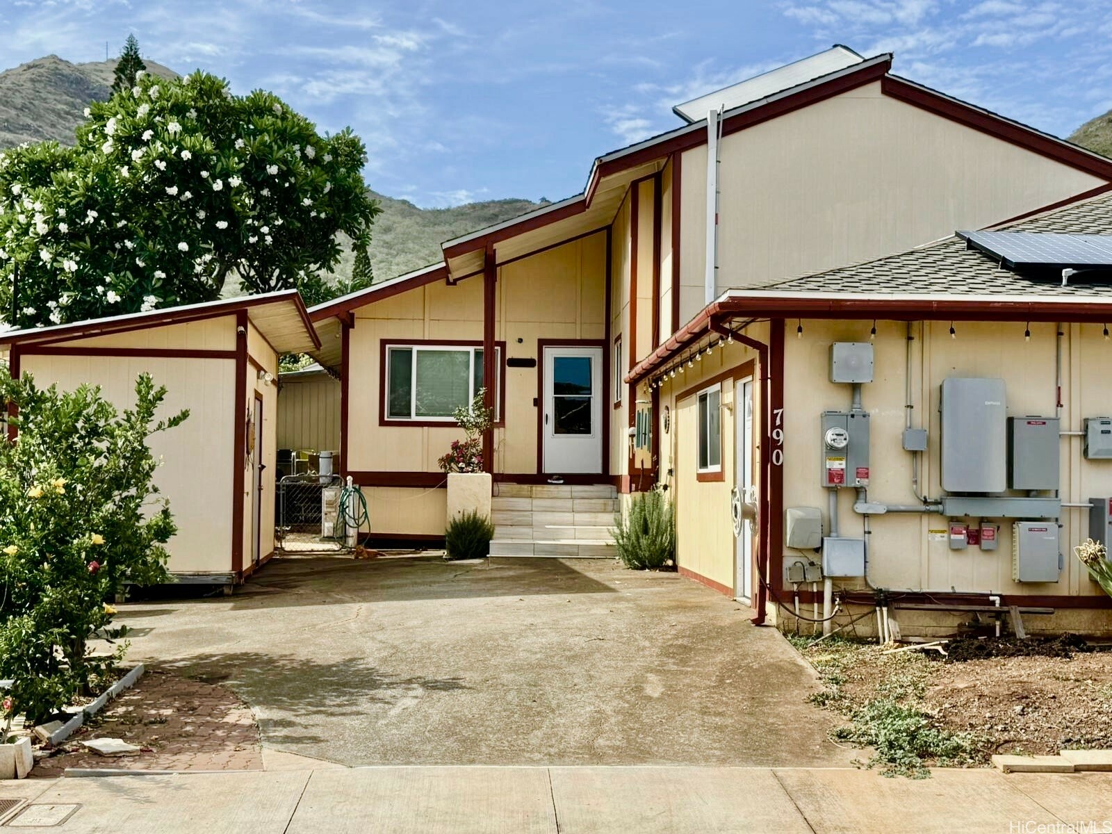 790 Ipuai Street  Honolulu HI 96825 photo