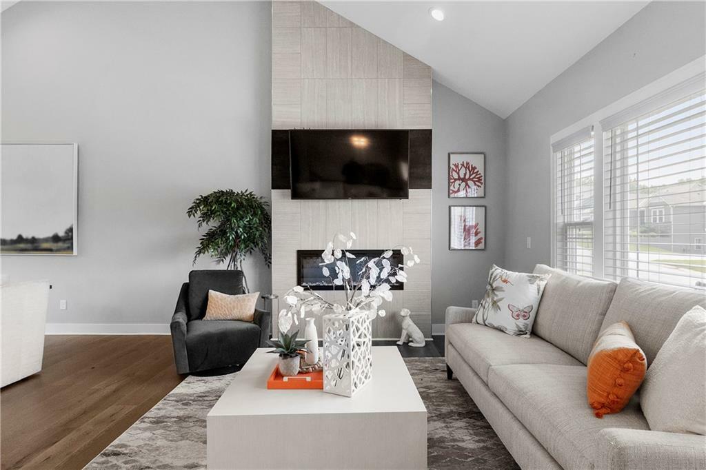 Property Photo:  408 Fairway Road  MO 64012 
