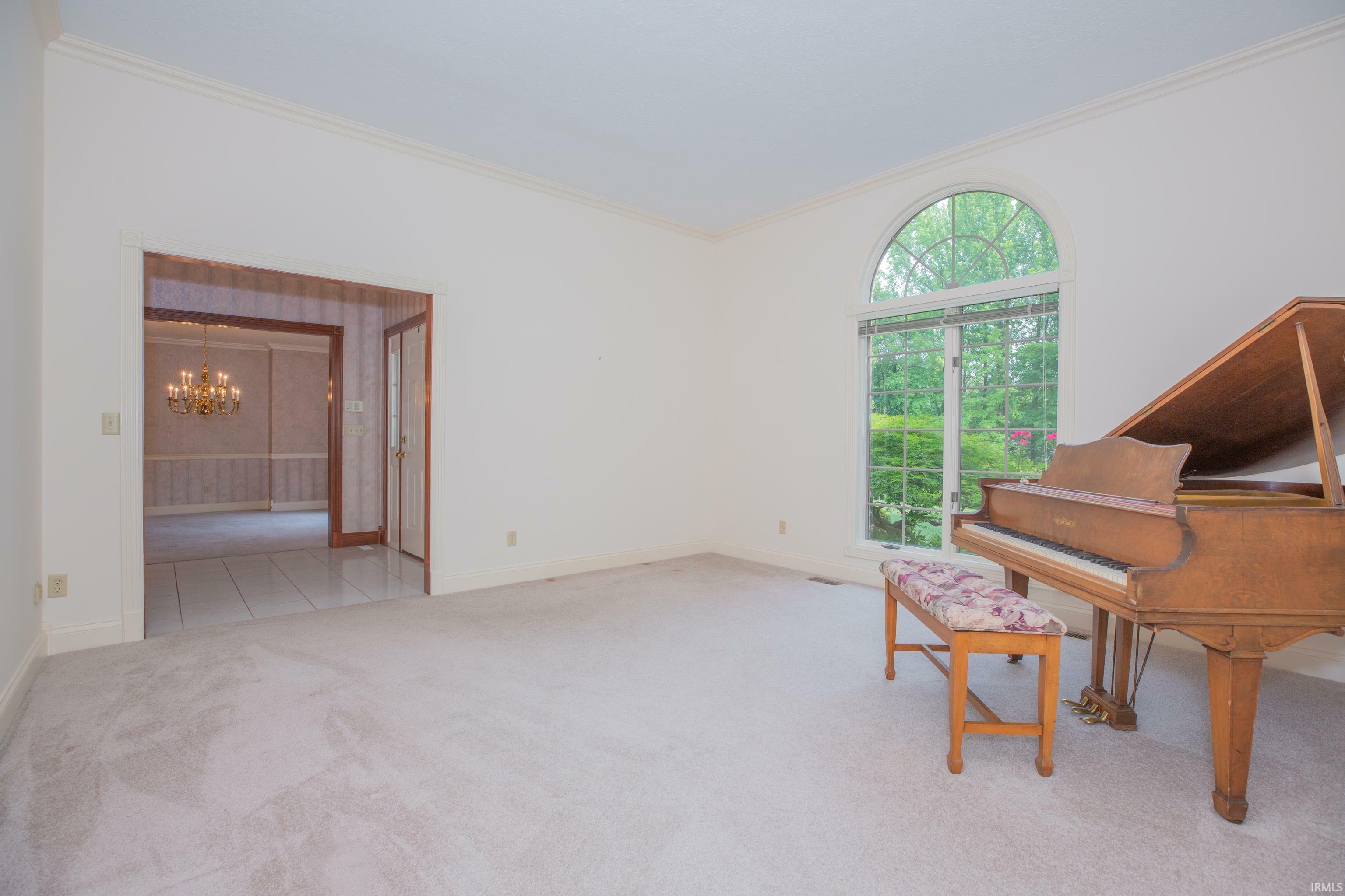Property Photo: 5335 Nunning Court IN 47712