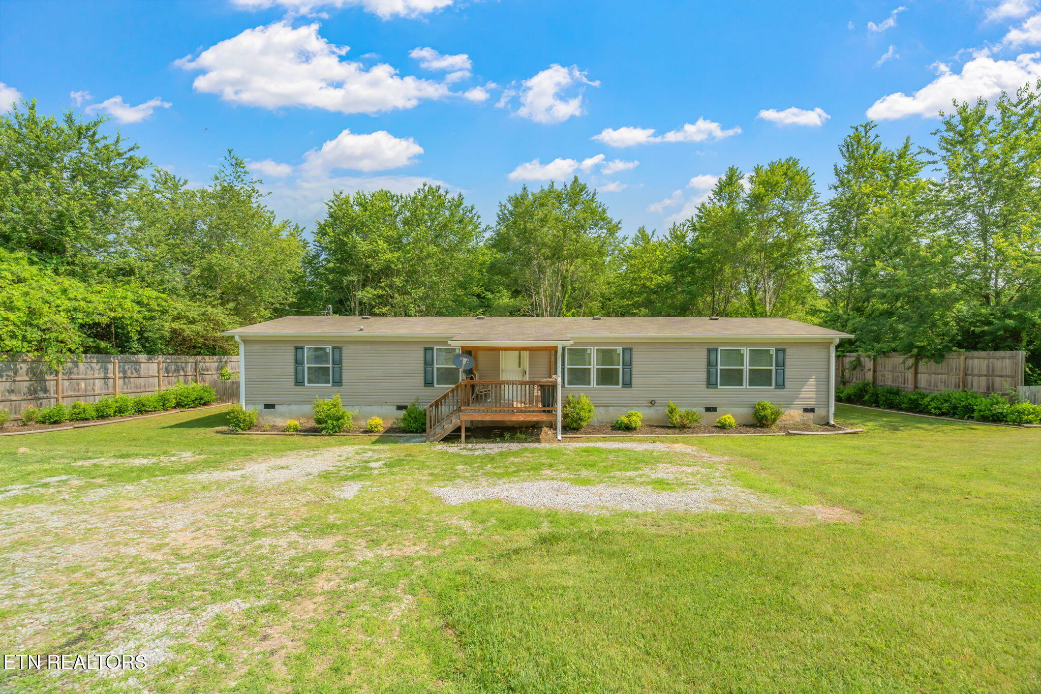 Property Photo: 20156 Steekee Rd TN 37774