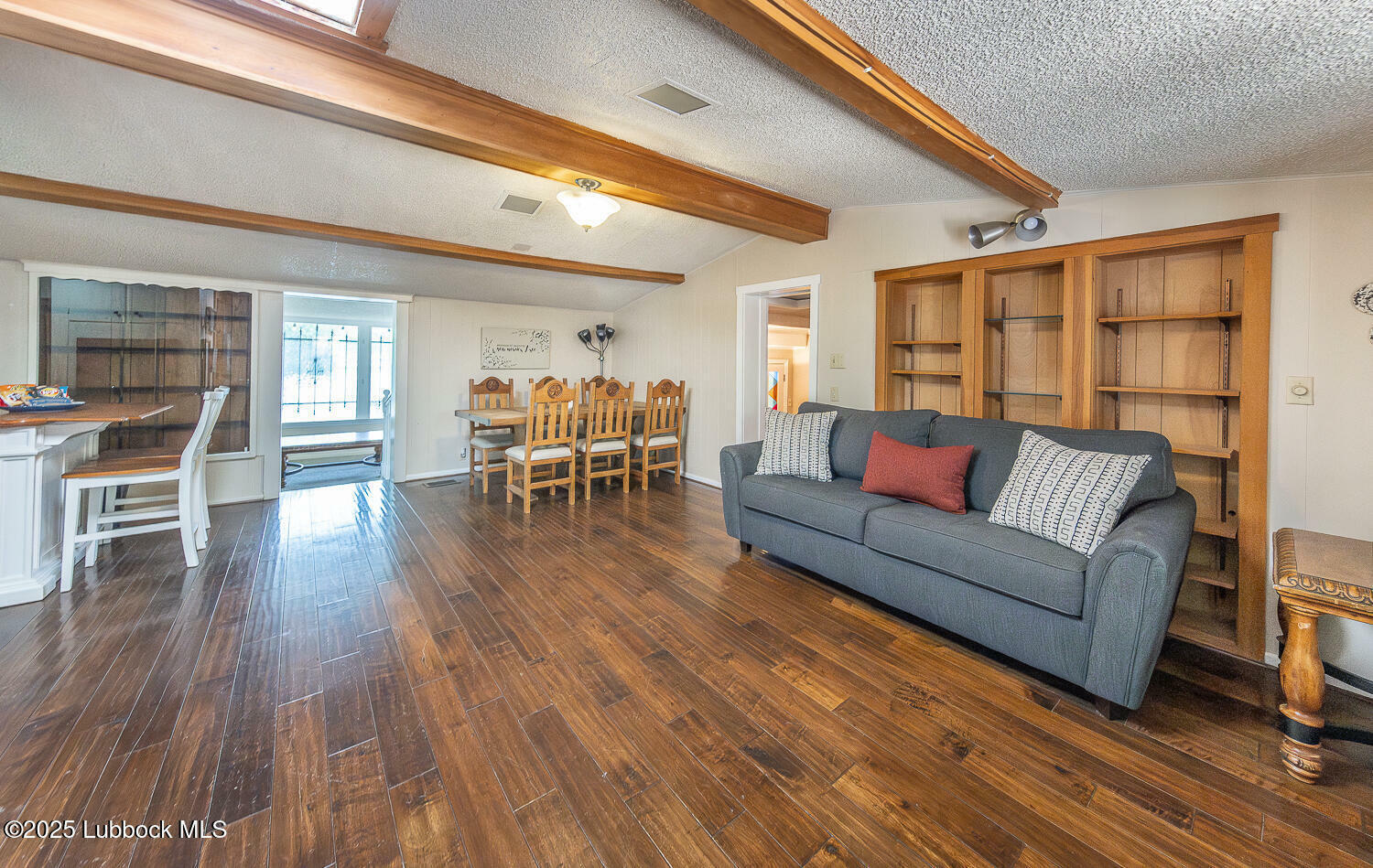 Property Photo: 585 Comanche Drive TX 79404