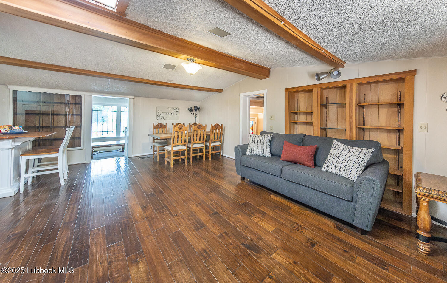 Property Photo: 585 Comanche Drive TX 79404