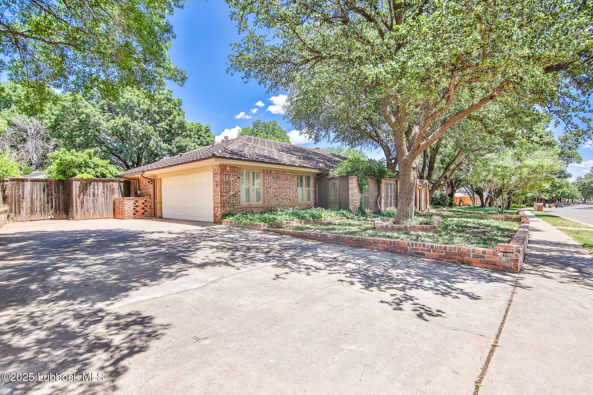 Property Photo: 4014 88th Place TX 79423