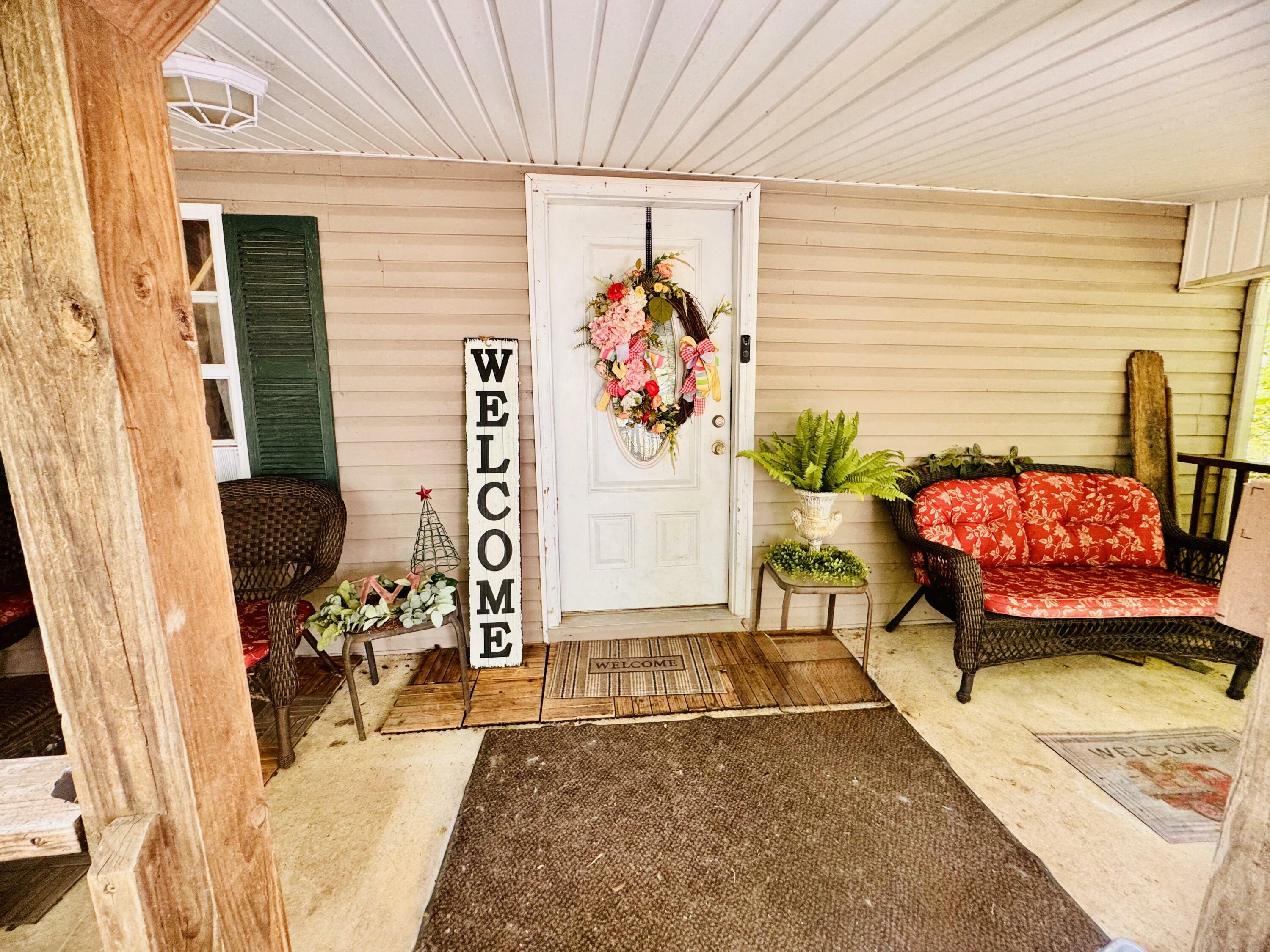 Property Photo: 1155 West Highway 1376 KY 40729