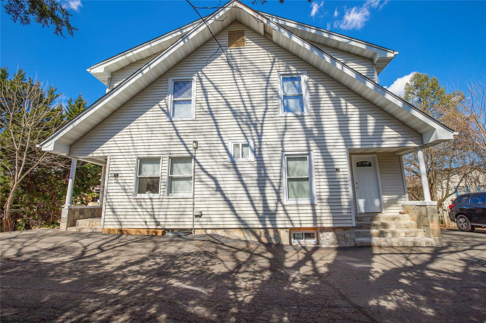 Property Photo:  45 Cragmere Road  NY 10901 