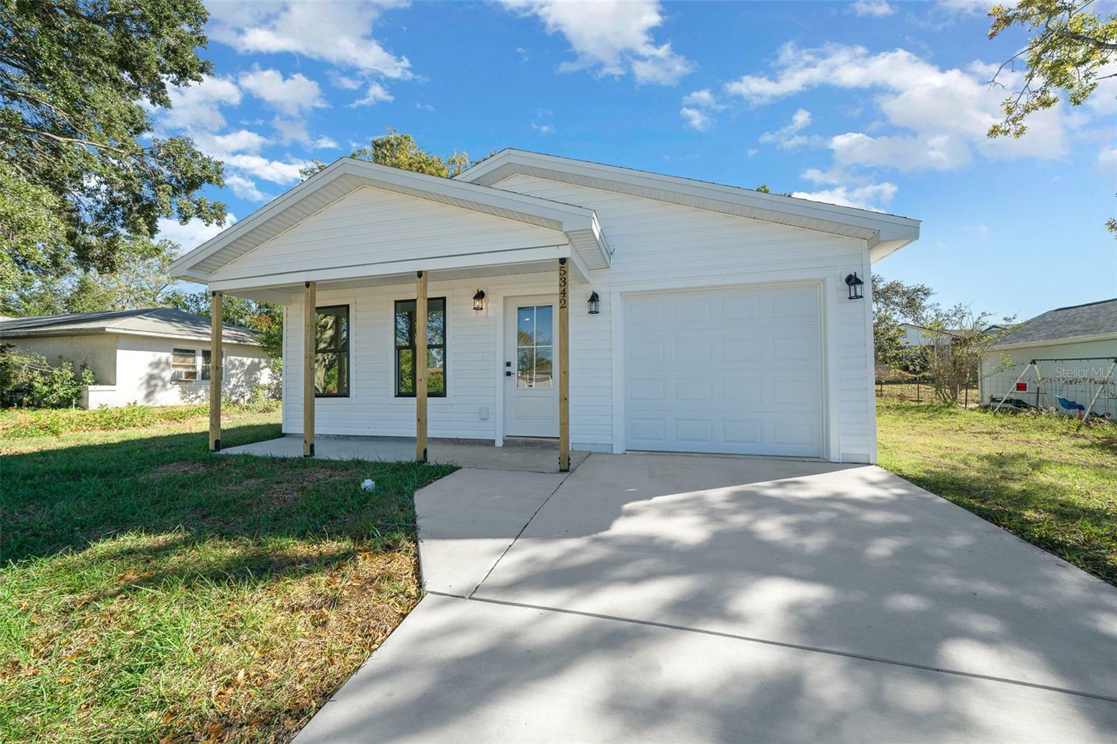 Property Photo:  14376 Earline Road  FL 34614 
