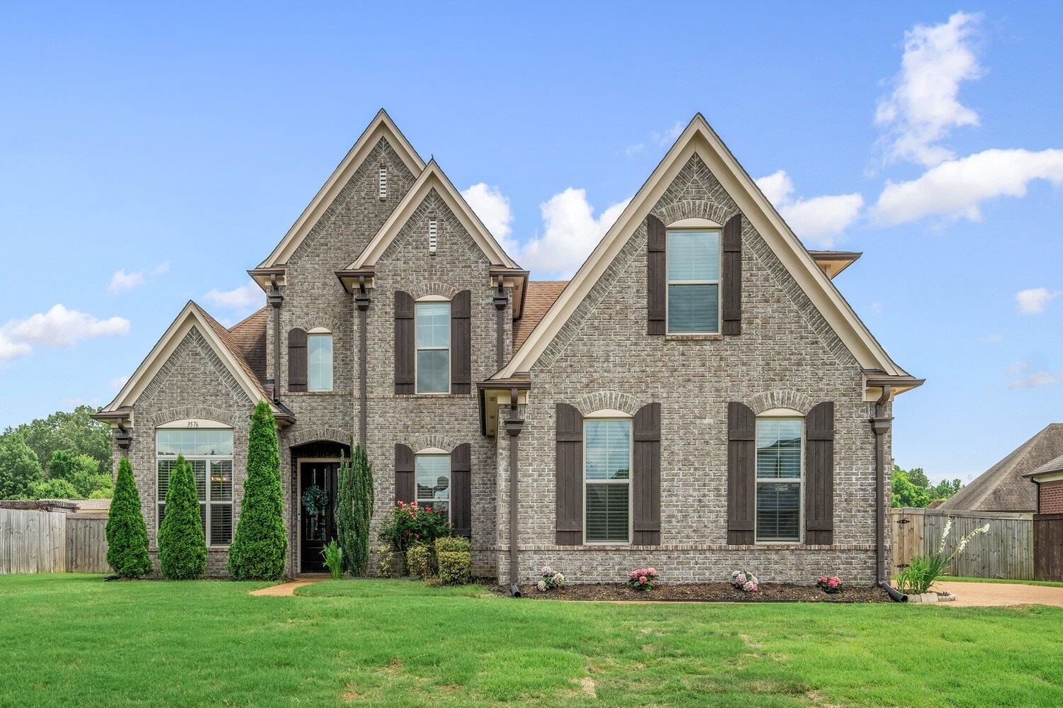 Property Photo: 3576 Ballard Dr TN 38133
