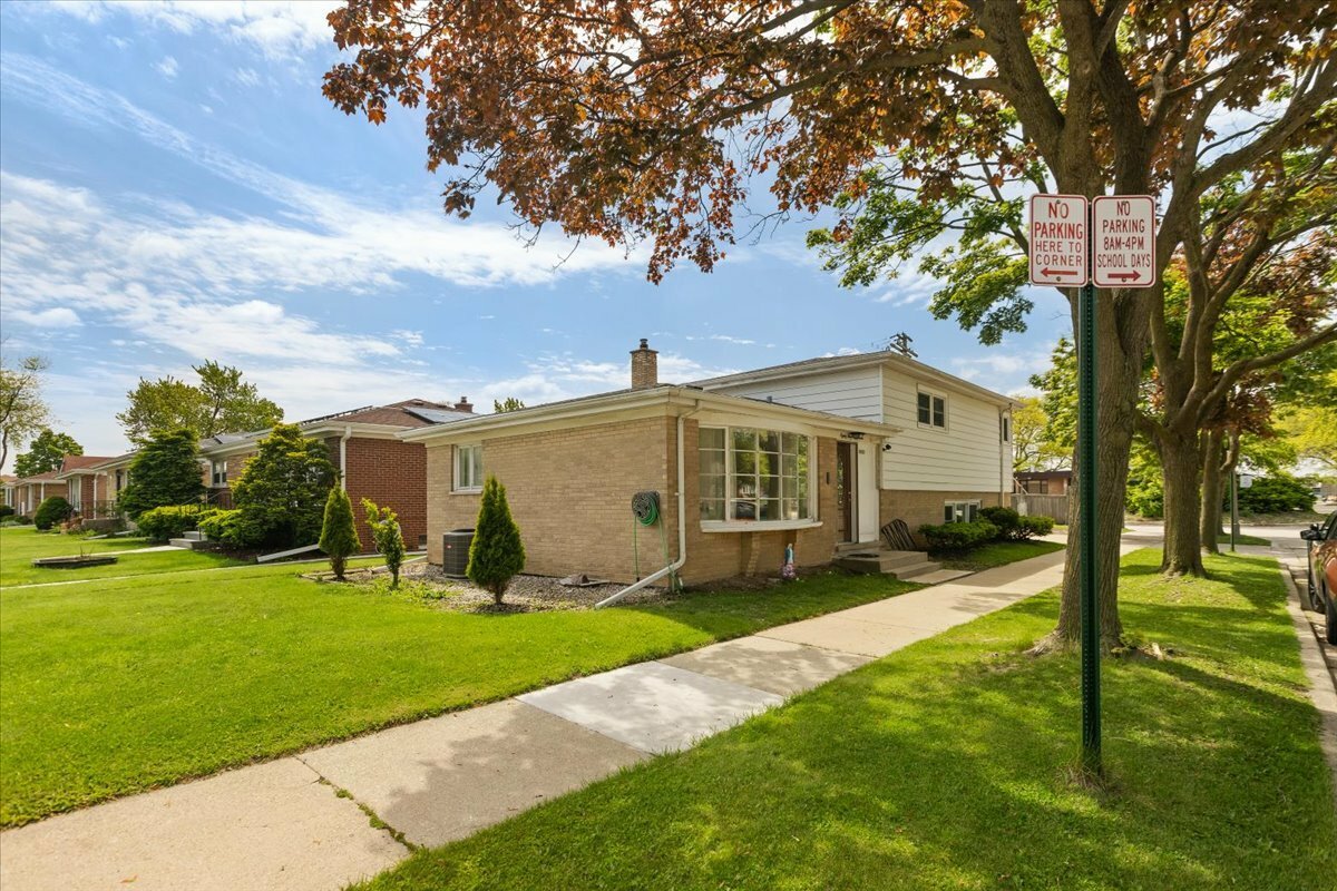 Property Photo: 8353 N Drake Avenue IL 60076