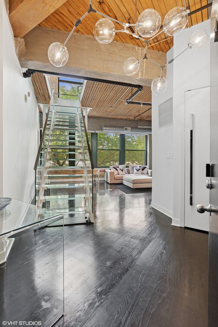 Property Photo:  411 W Ontario Street 201-302  IL 60654