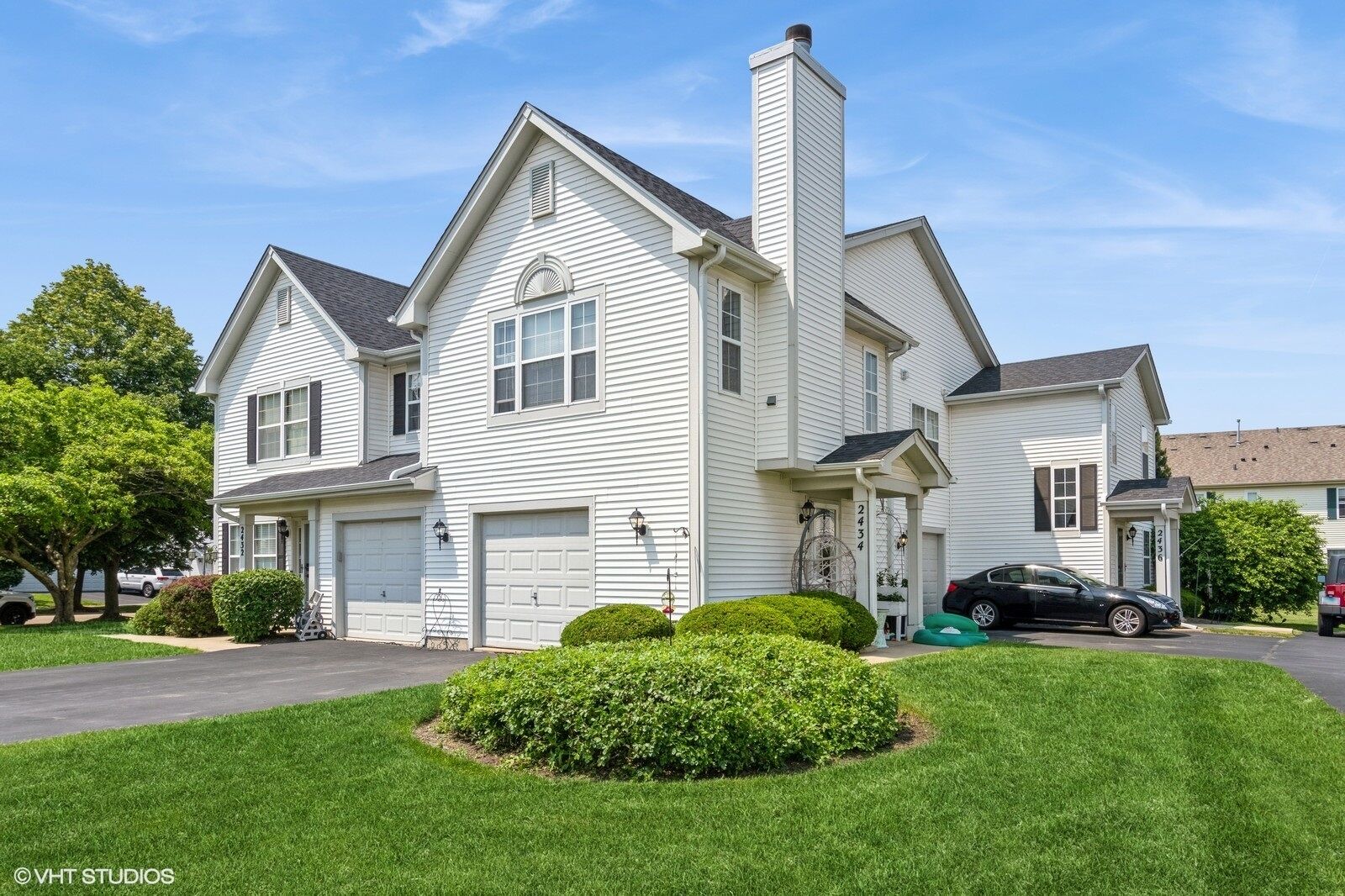 Property Photo:  2434 Dickens Drive  IL 60503 