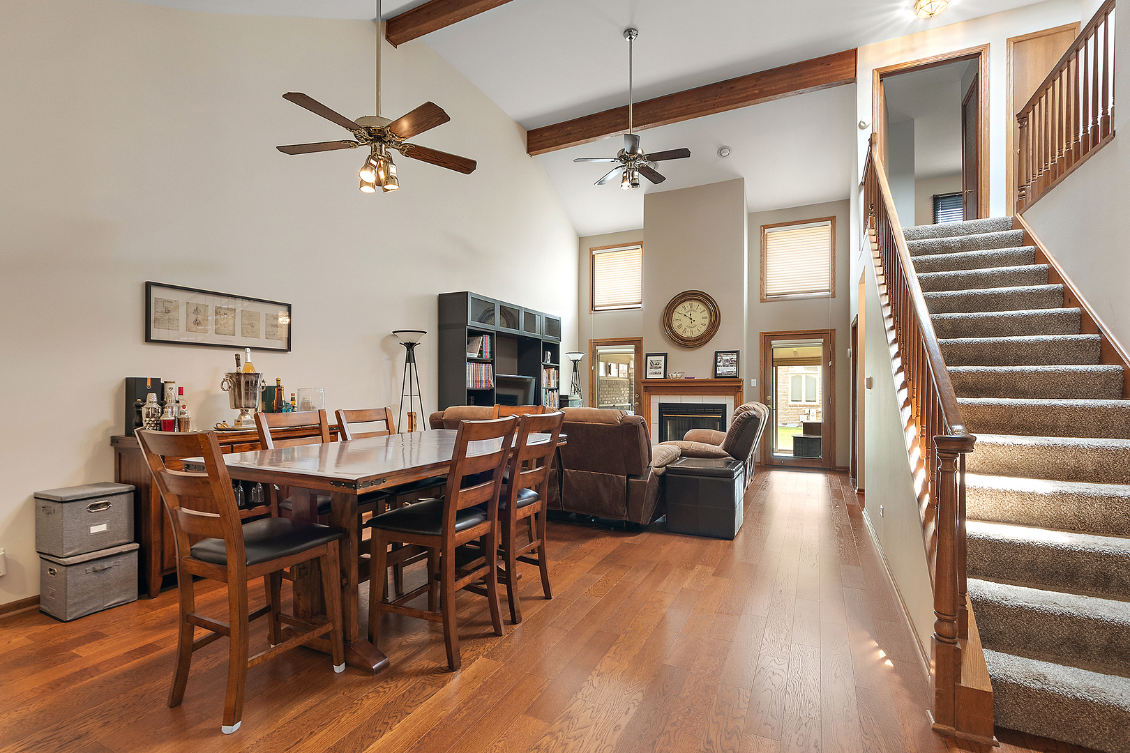 Property Photo: 18435 Lakeview Circle W IL 60477