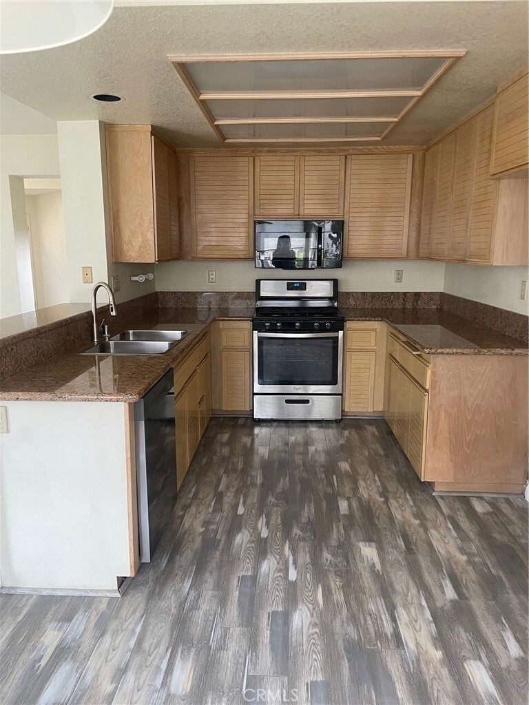 Property Photo: 24687 Calle Largo CA 91302