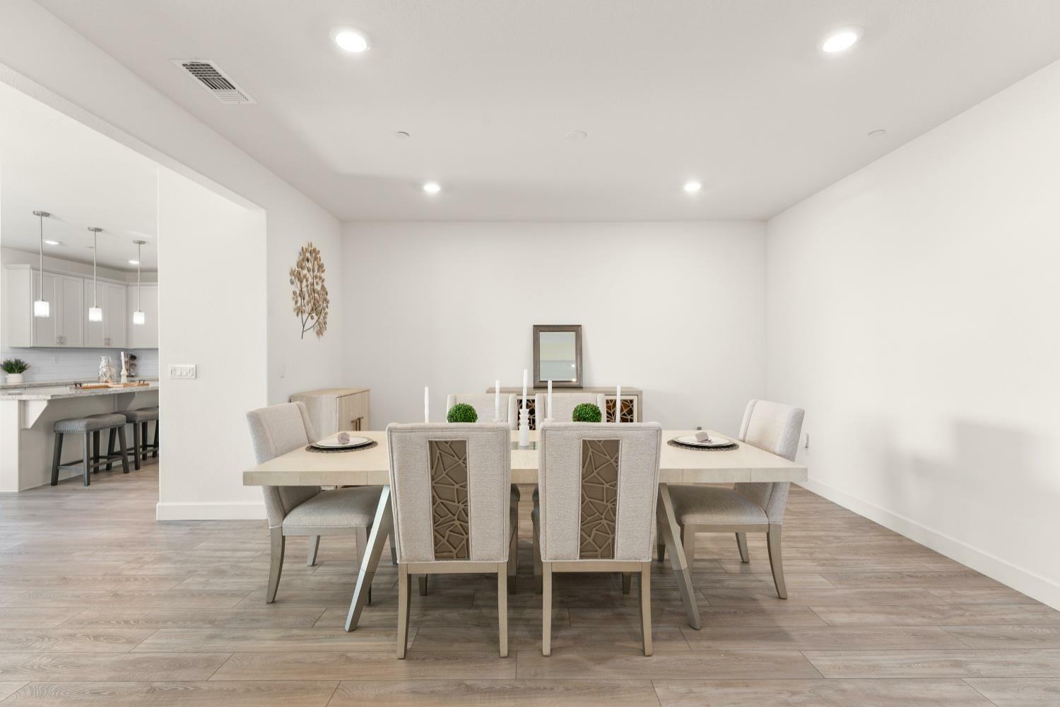 Property Photo: 7949 Gander Way CA 95843