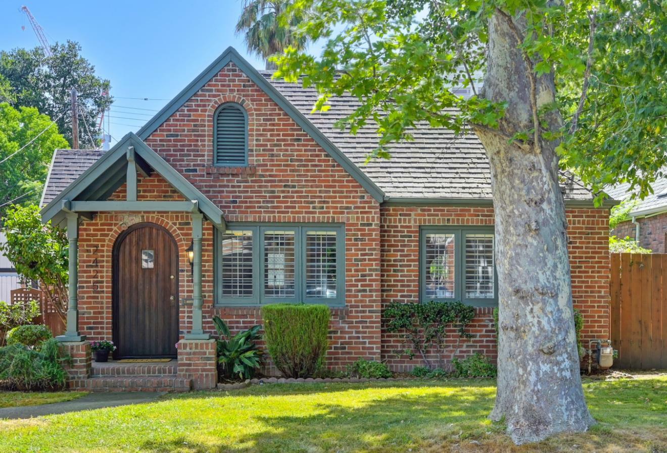 Property Photo: 2425 42nd Street CA 95817
