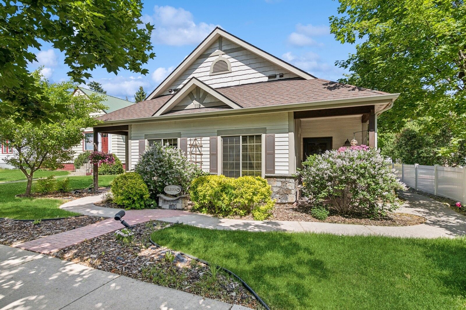 Property Photo: 119 5th Avenue W MT 59901