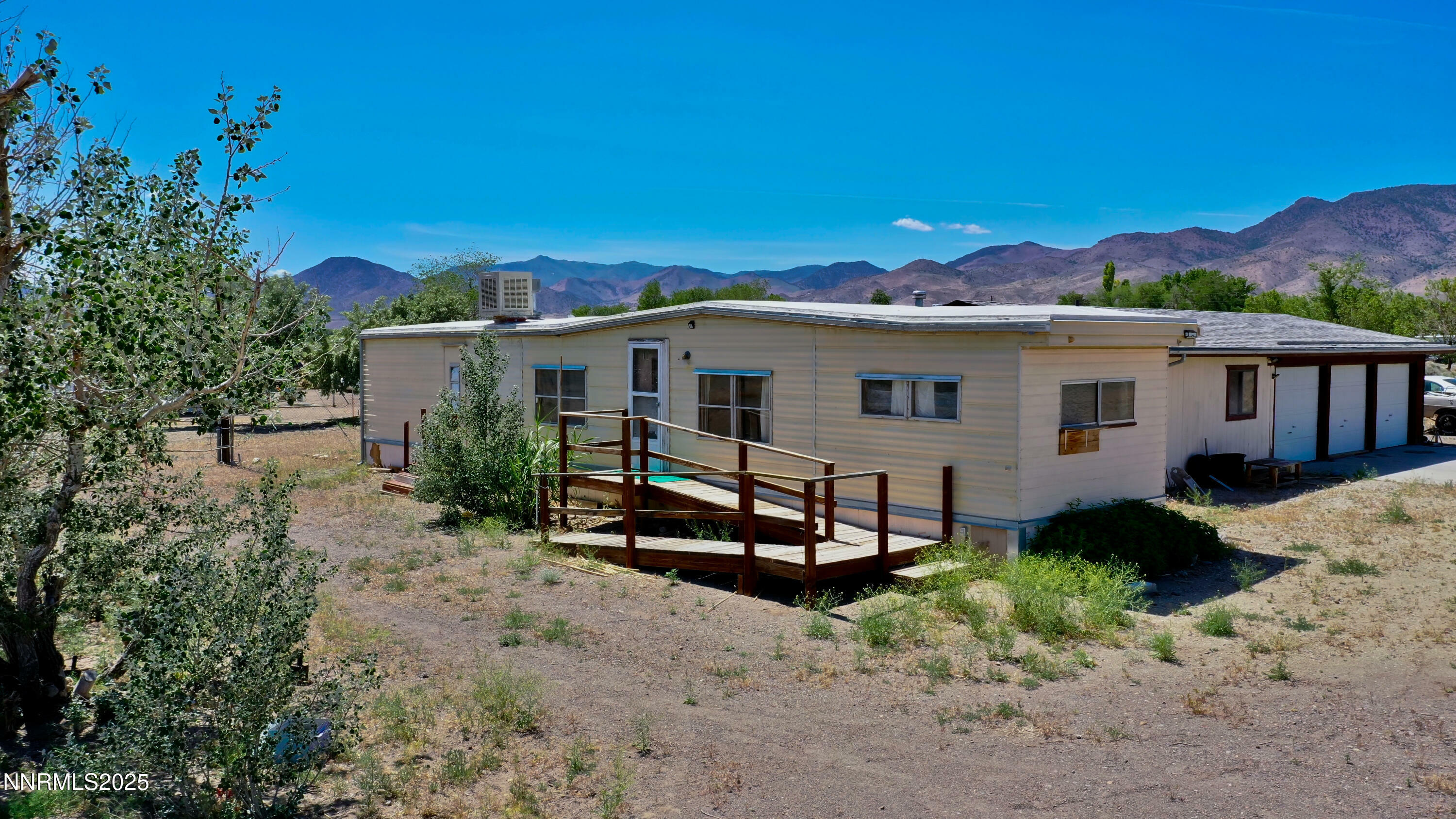 Property Photo: 7044 E US Highway 50 NV 89403