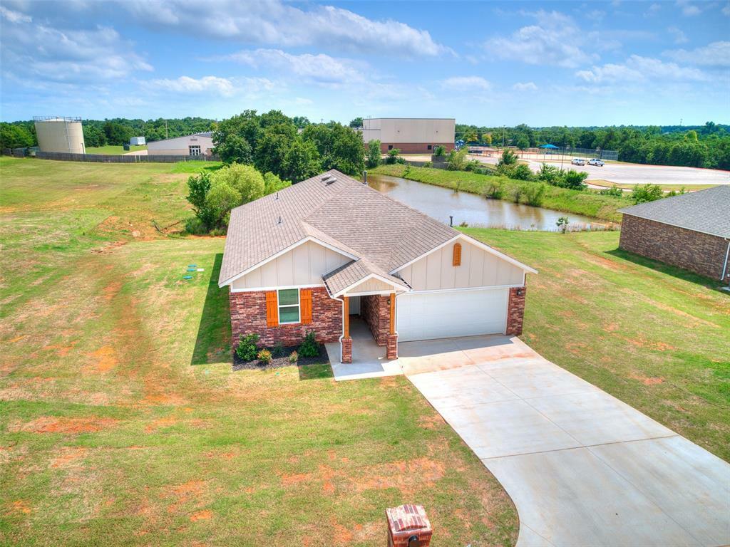 Property Photo: 4833 Firewood Circle OK 73044