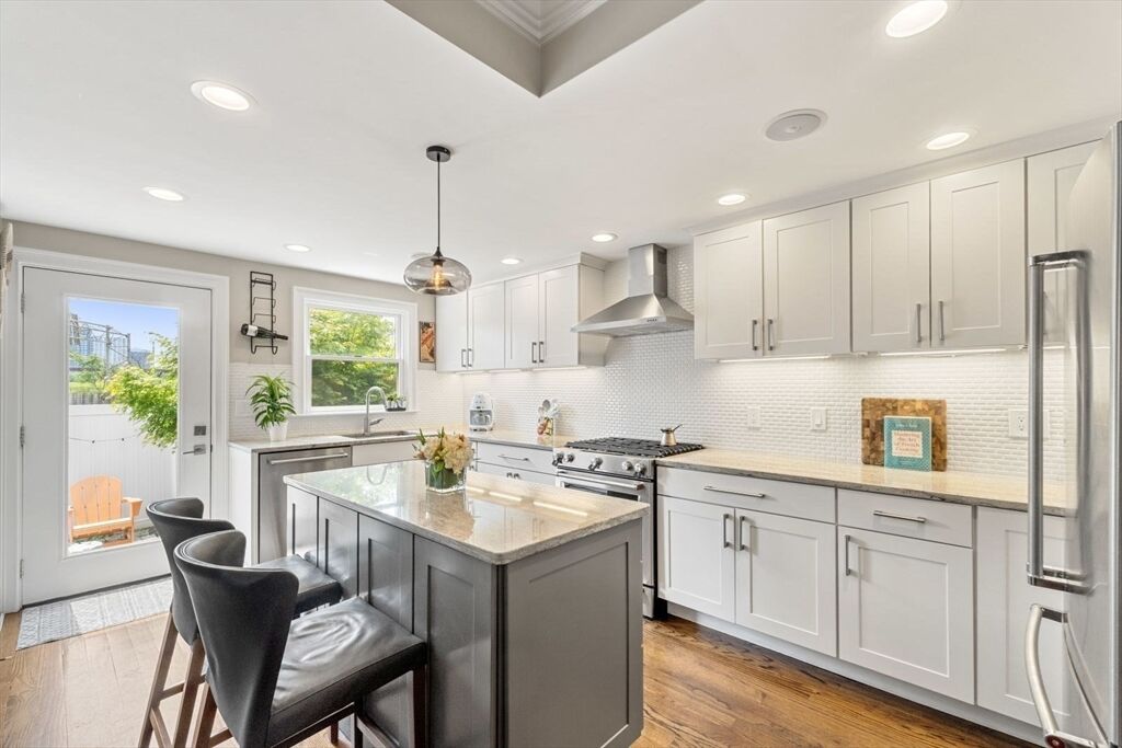 Property Photo:  14 Essex Street  MA 02129 