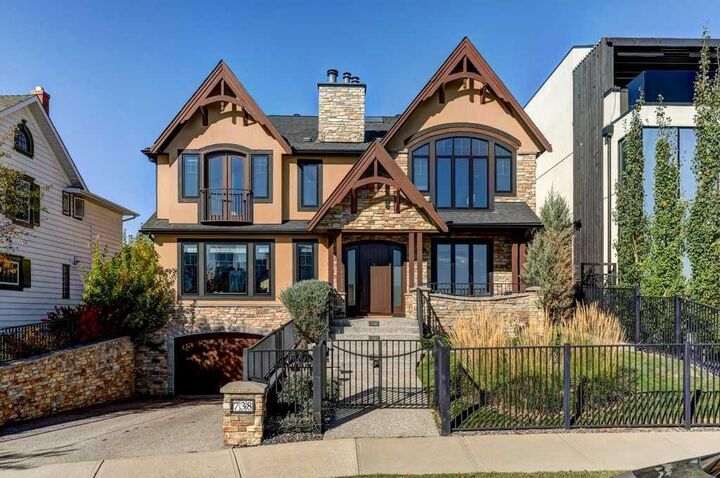 738 Crescent Road NW  Calgary AB T2M 4A7 photo