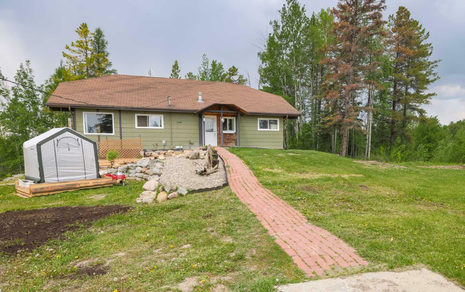 Property Photo:  71034 A&B, Township Road 38-1 Rocky Mtn. House 71034 A&Ampb  AB T4T 2A3 