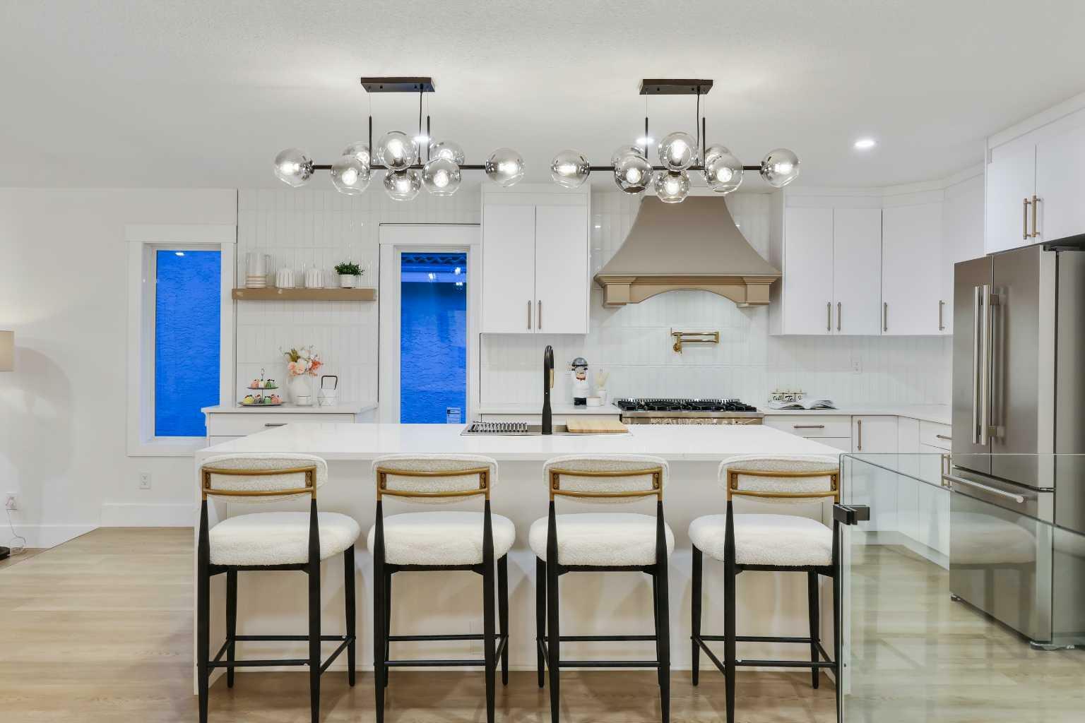 Property Photo:  31 Scenic Park Crescent NW  AB T3L 1R7 