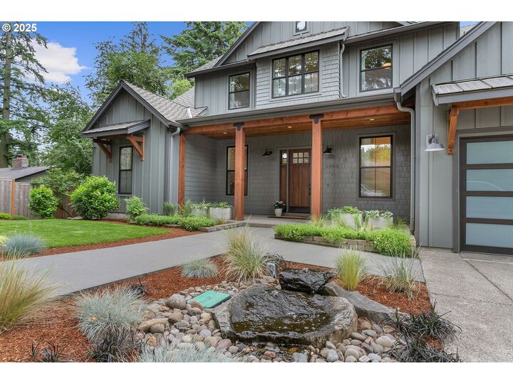 Property Photo:  2065 SW 75th Ave  OR 97225 