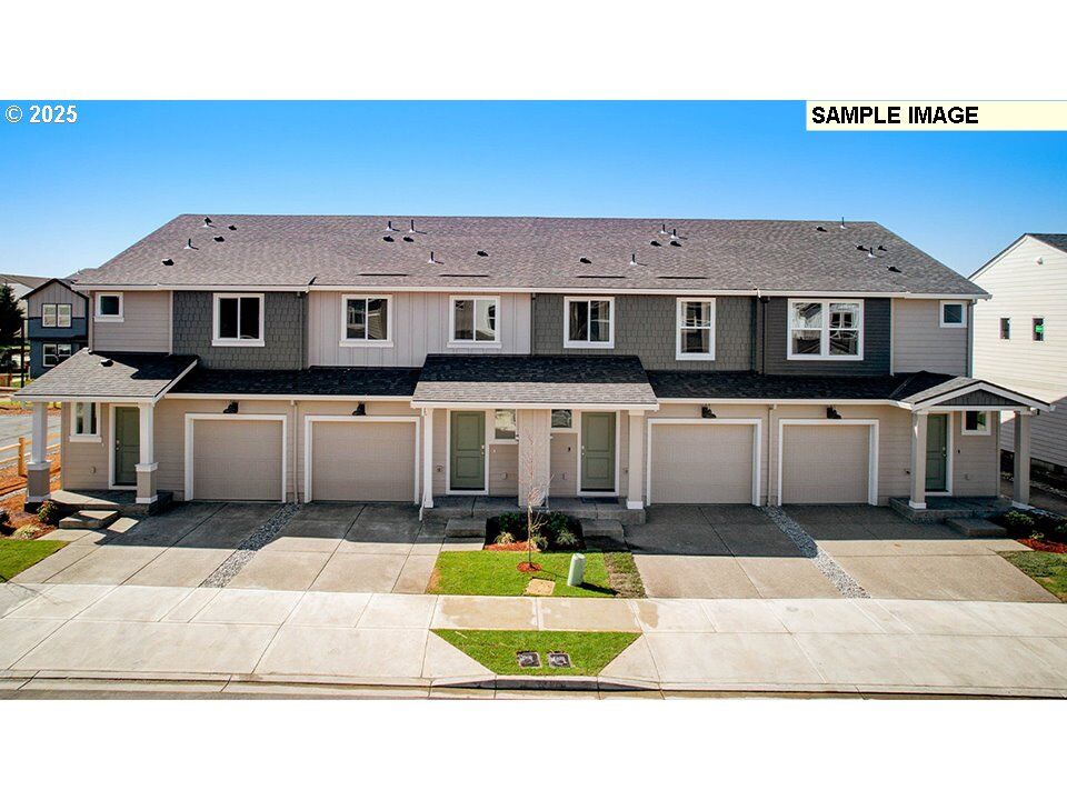 Property Photo:  11837 NE 104th St  WA 98662 