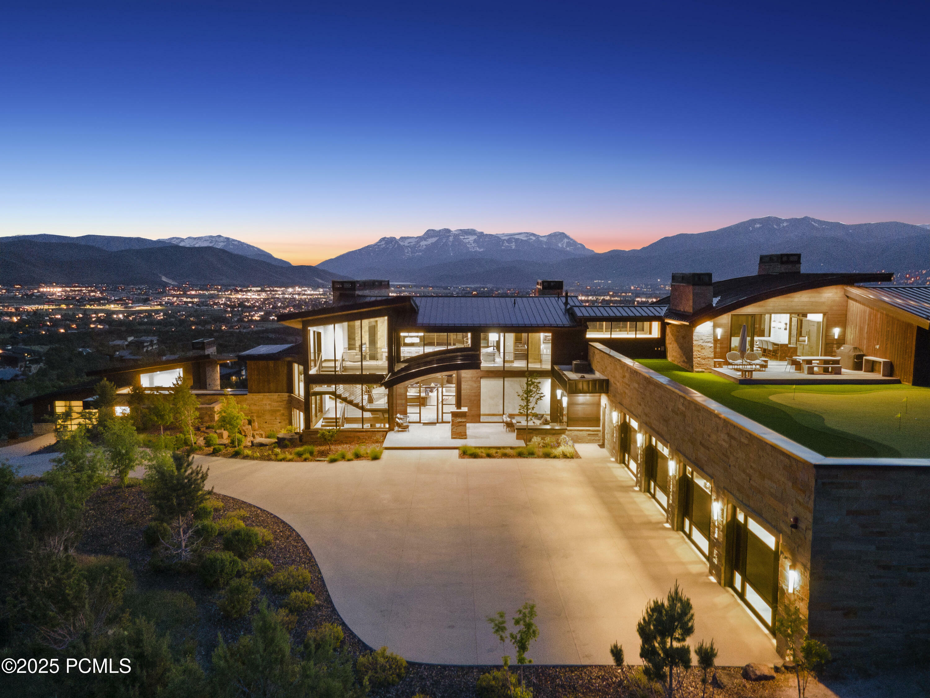 Property Photo: 831 N Explorer Peak Drive UT 84032