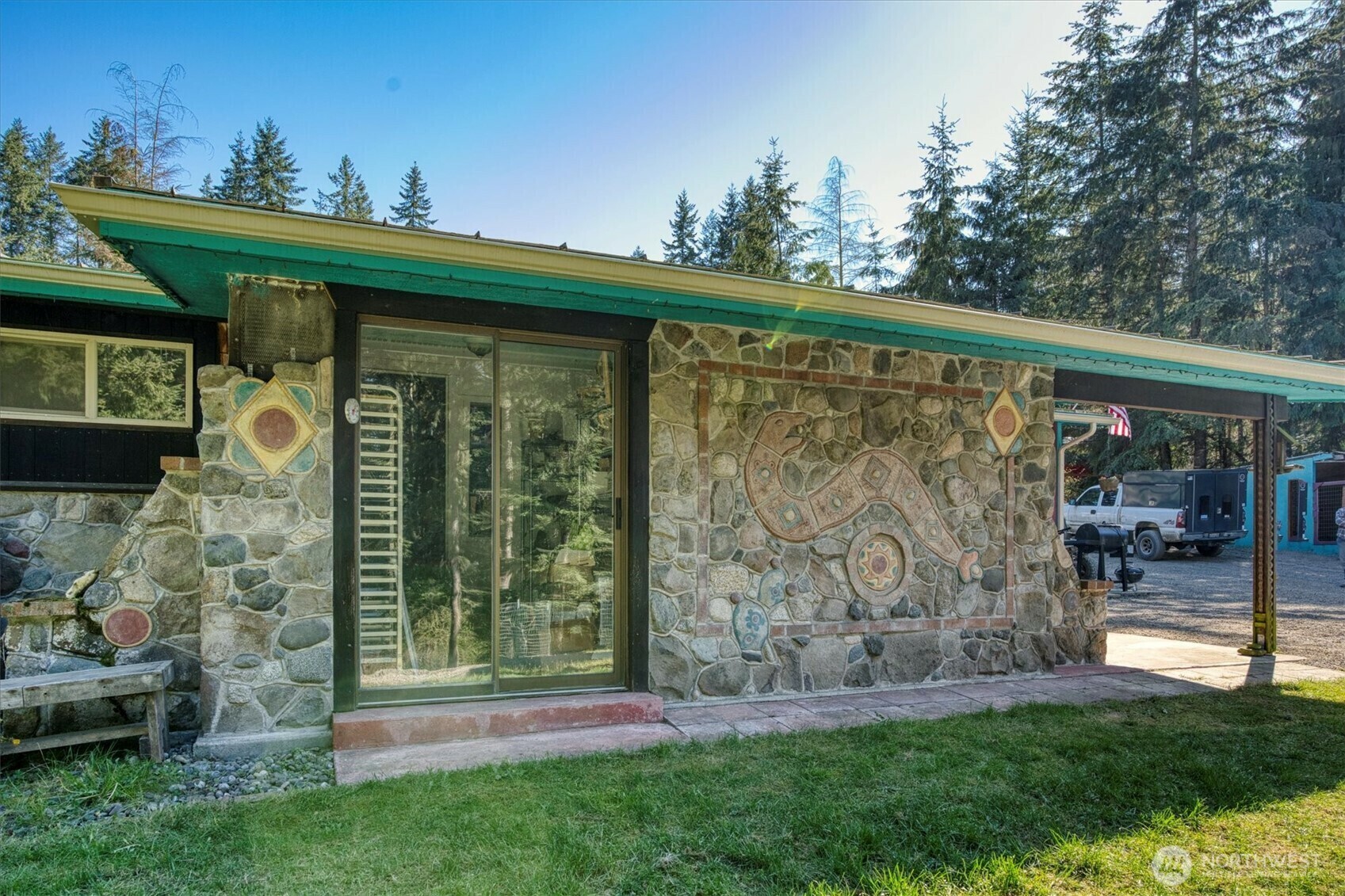 Property Photo: 414 Spirit Way WA 98362