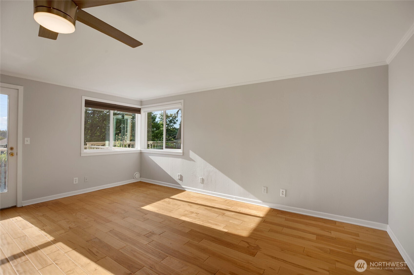 Property Photo:  2400 E Howell Street G  WA 98122 