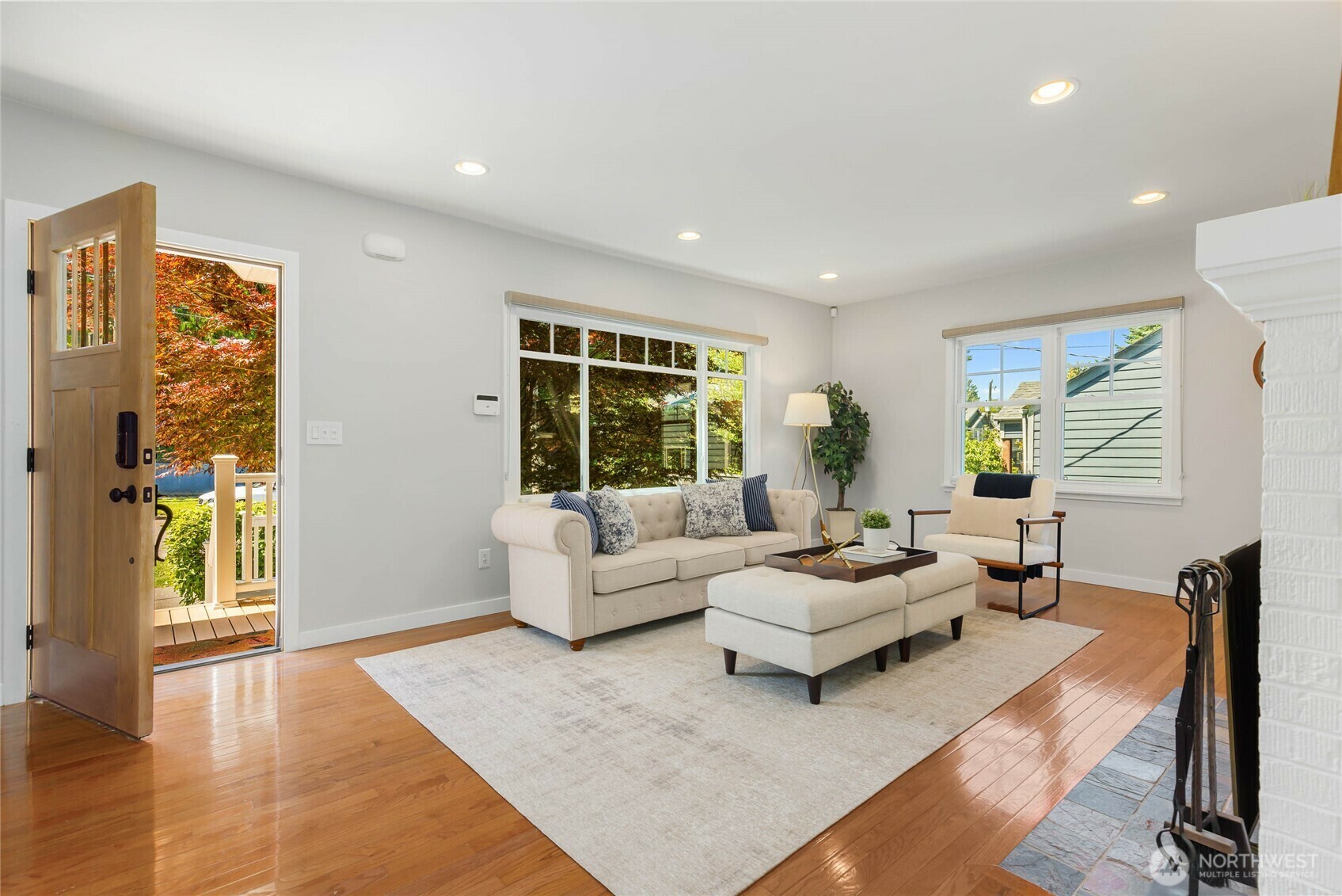 Property Photo: 1628 27th Avenue WA 98122