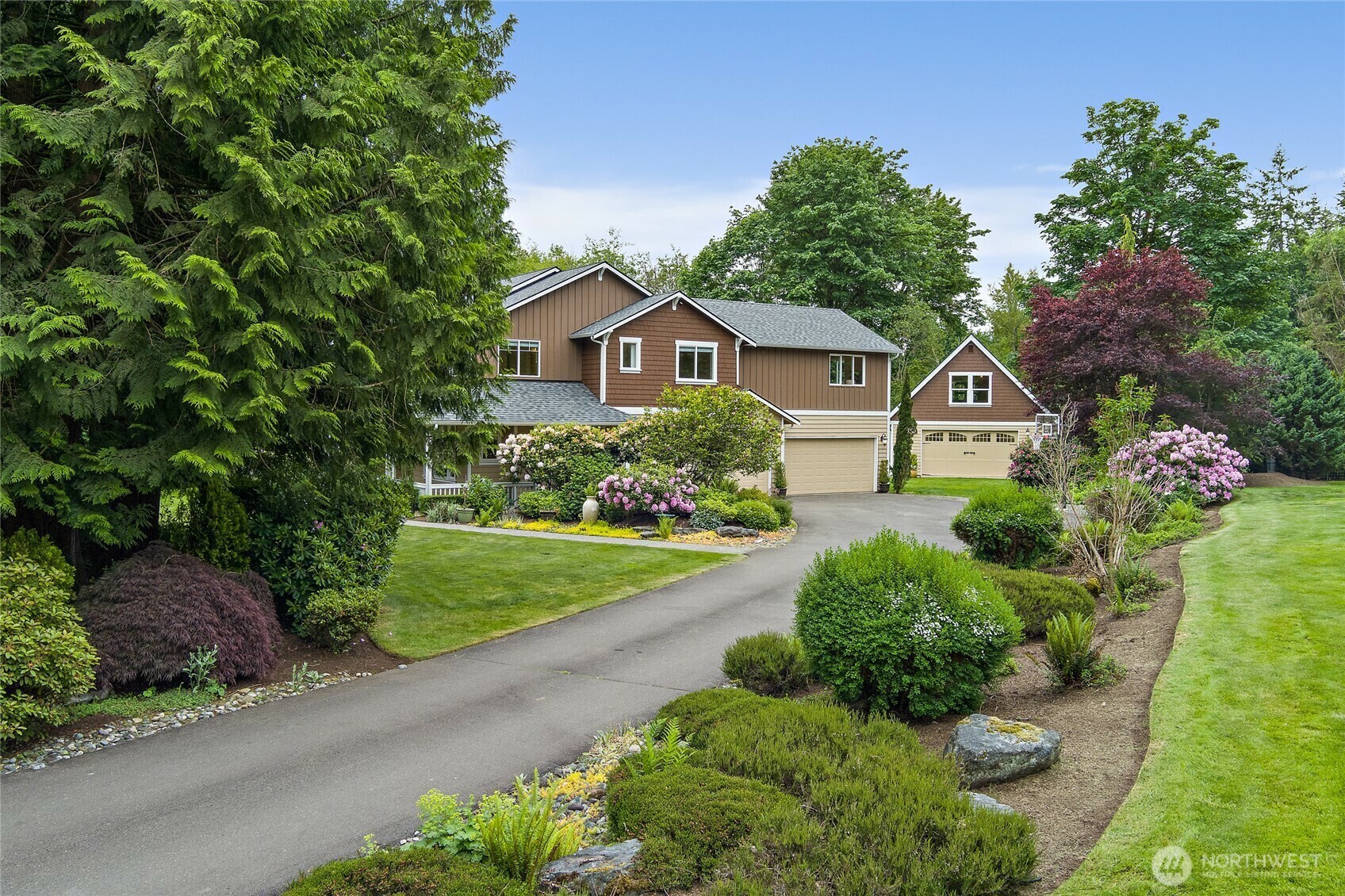 Property Photo: 19109 173rd Avenue NE WA 98072
