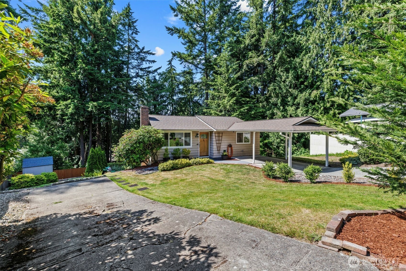 Property Photo: 5629 146th Street SW WA 98026
