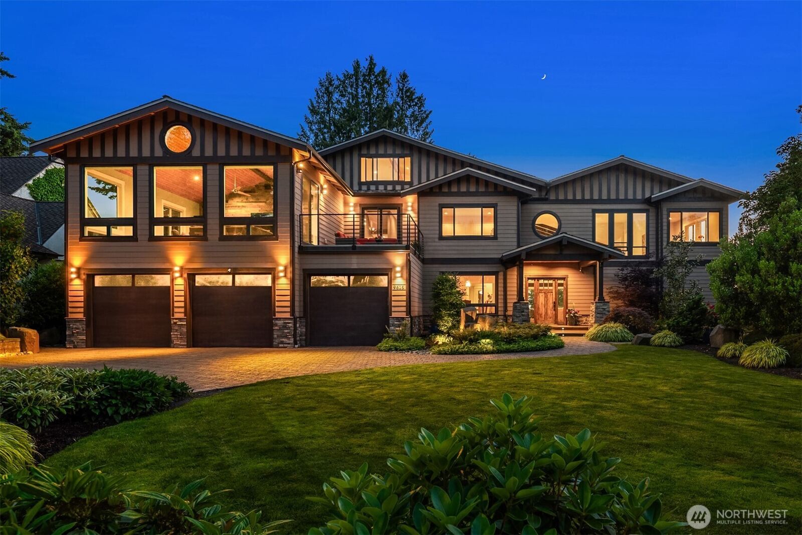 Property Photo: 9615 Fauntleroy Way SW WA 98136