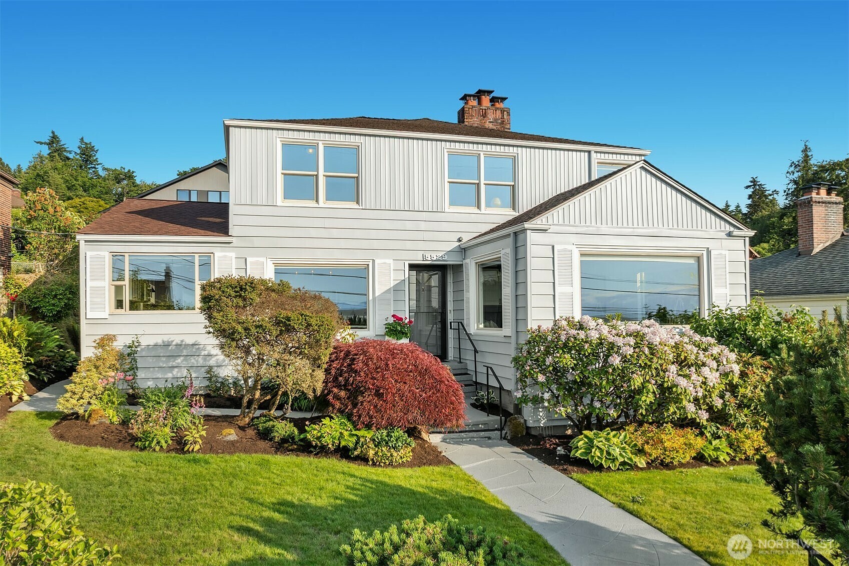 5529 SW Campbell Place  Seattle WA 98116 photo
