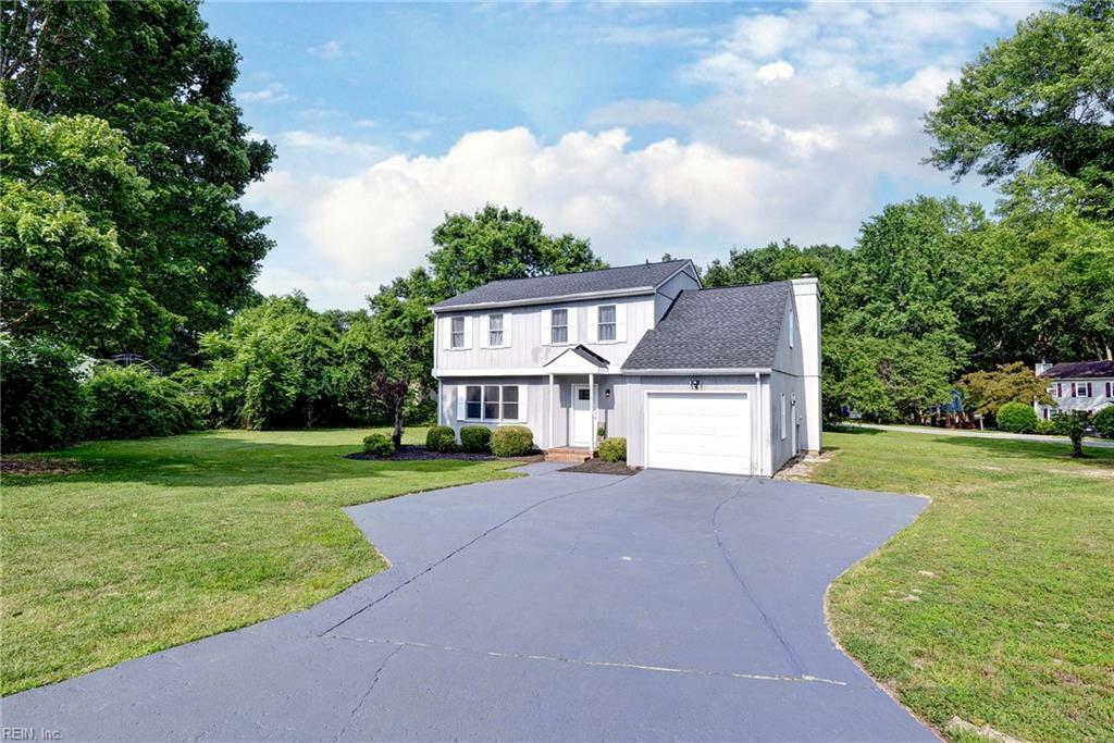 Property Photo: 114 Astrid Ln VA 23188