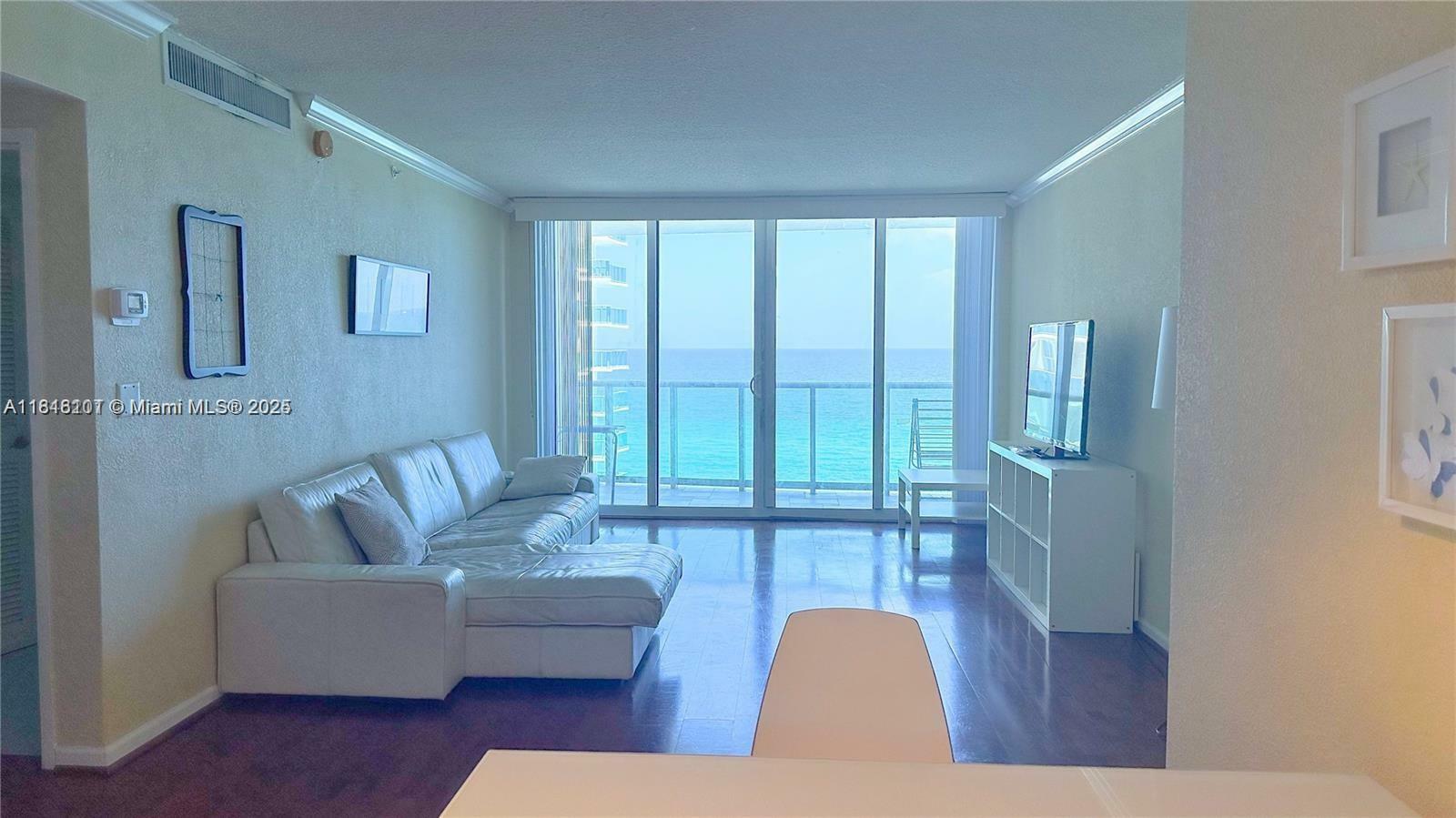 Property Photo: 2501 S Ocean Dr 820 FL 33019