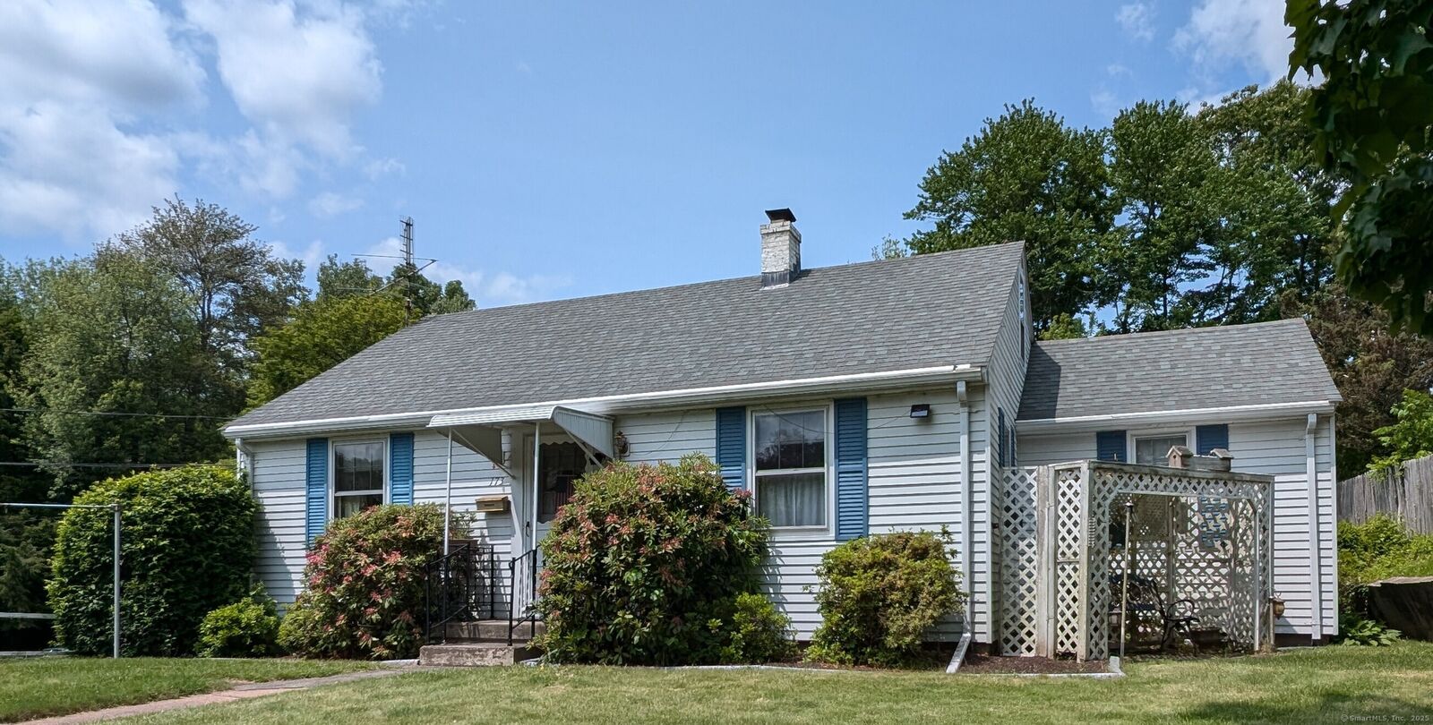 Property Photo:  173 Green Road  CT 06042 
