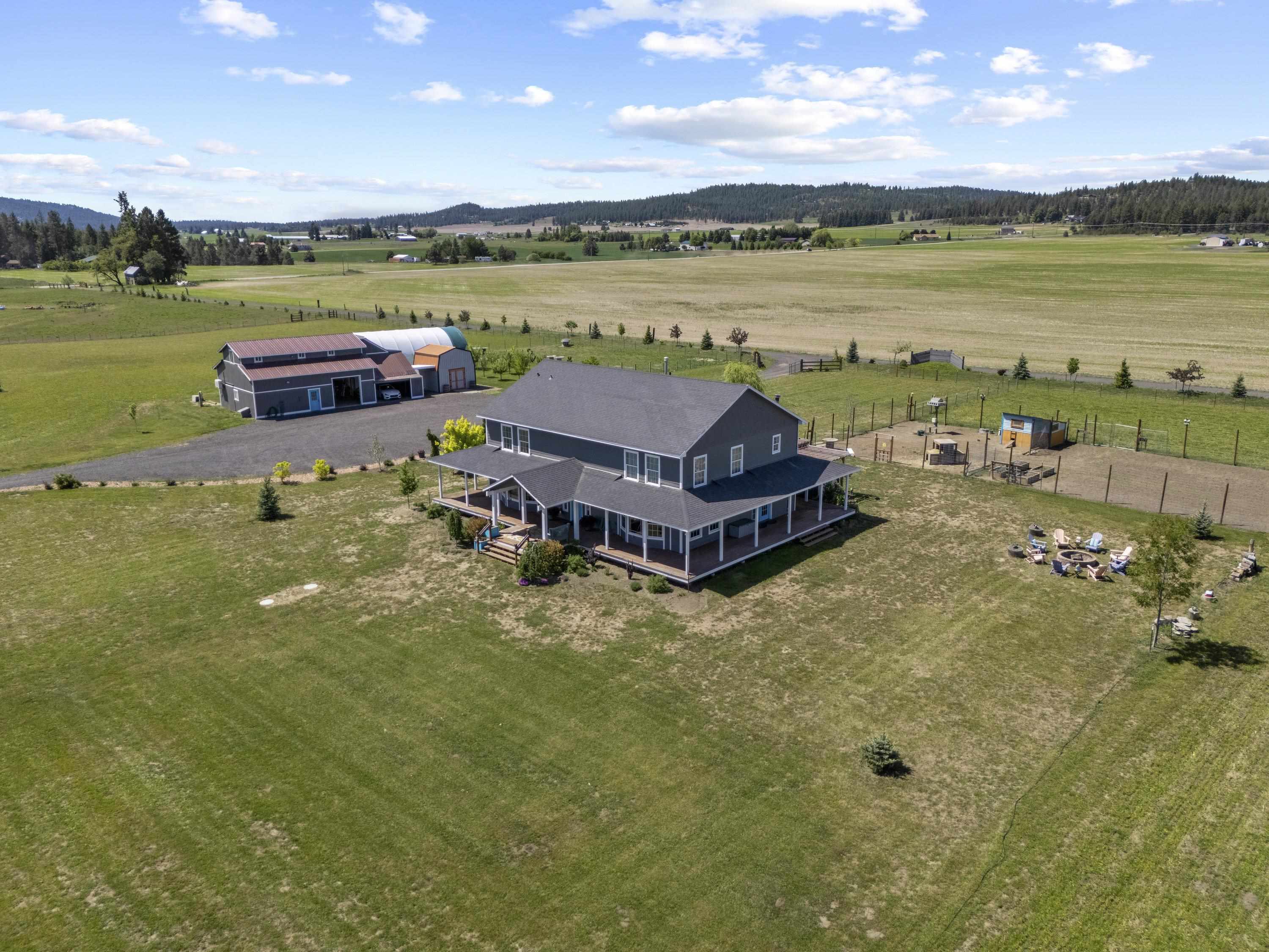Property Photo: 6730 W Cross Cut Rd WA 99006
