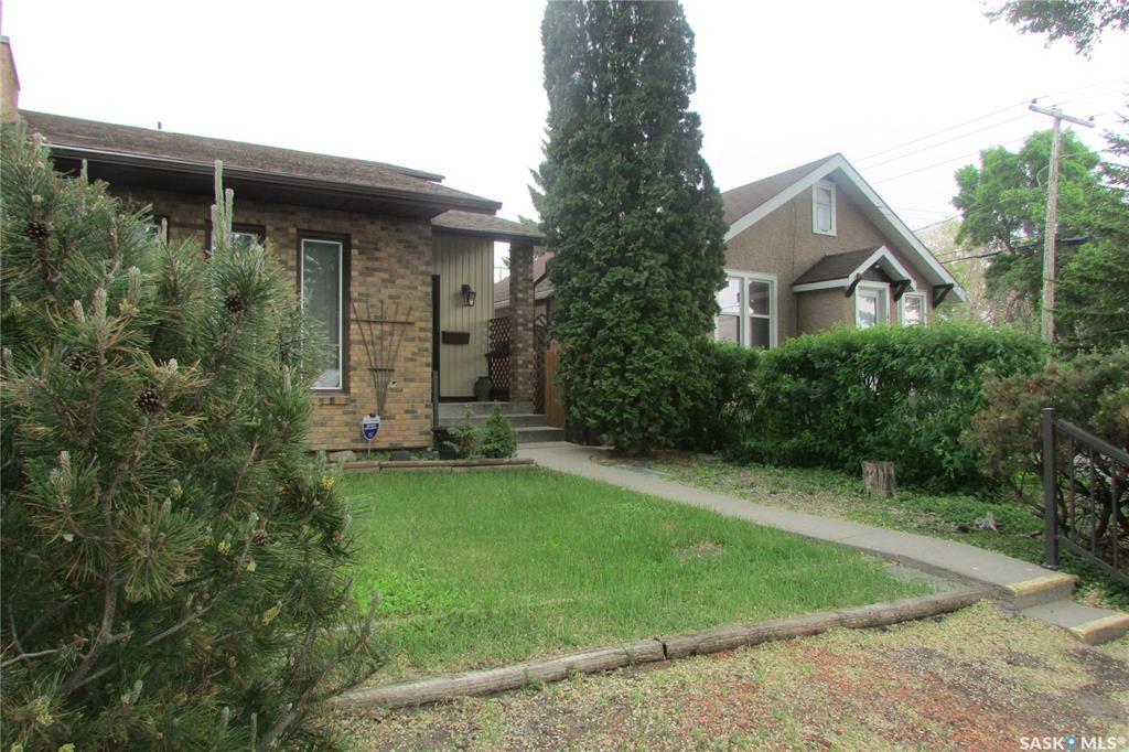 Property Photo: 1451 Grace Street SK S4T 5N1