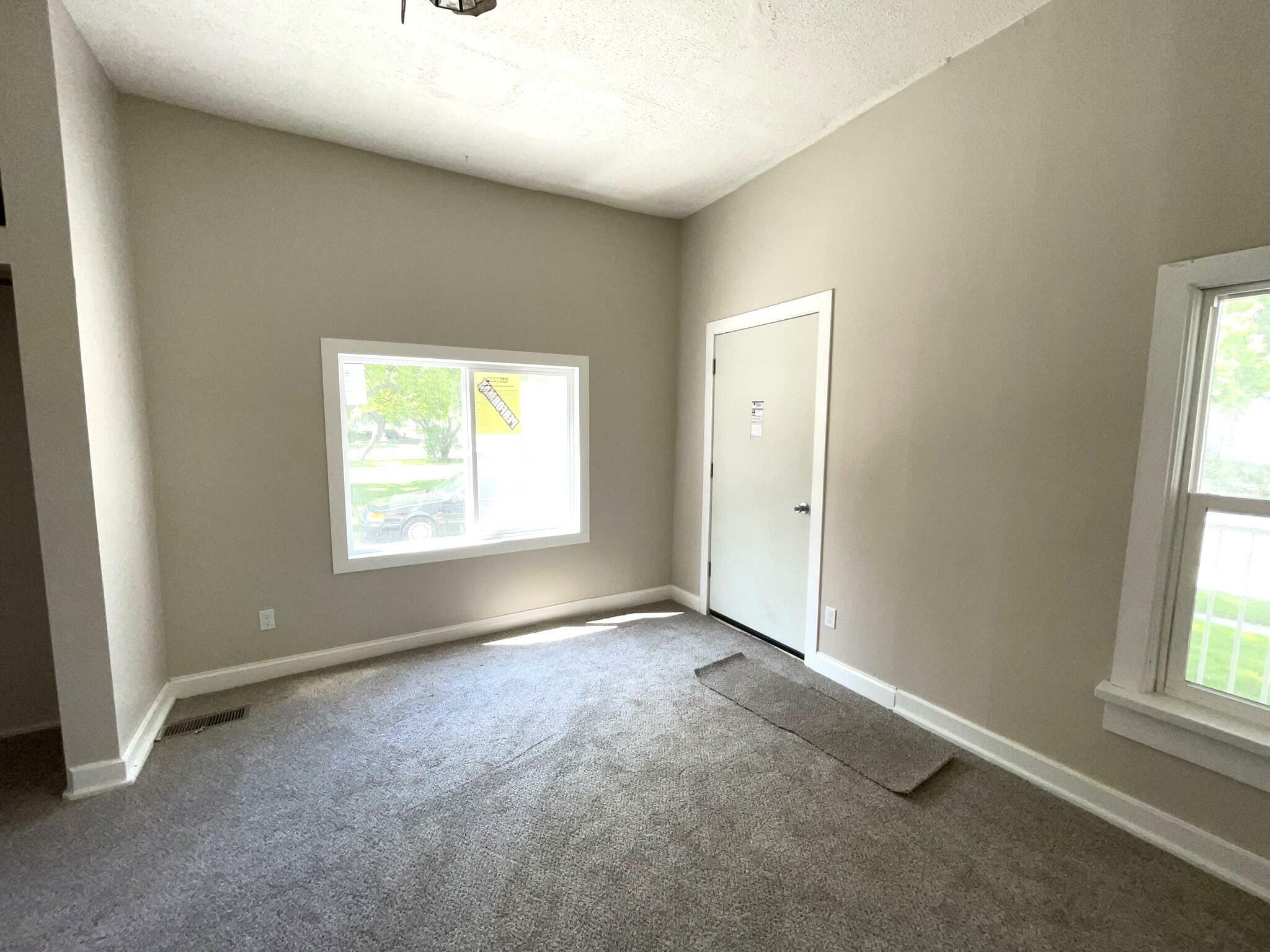 Property Photo: 129 S 8th Street IA 51501
