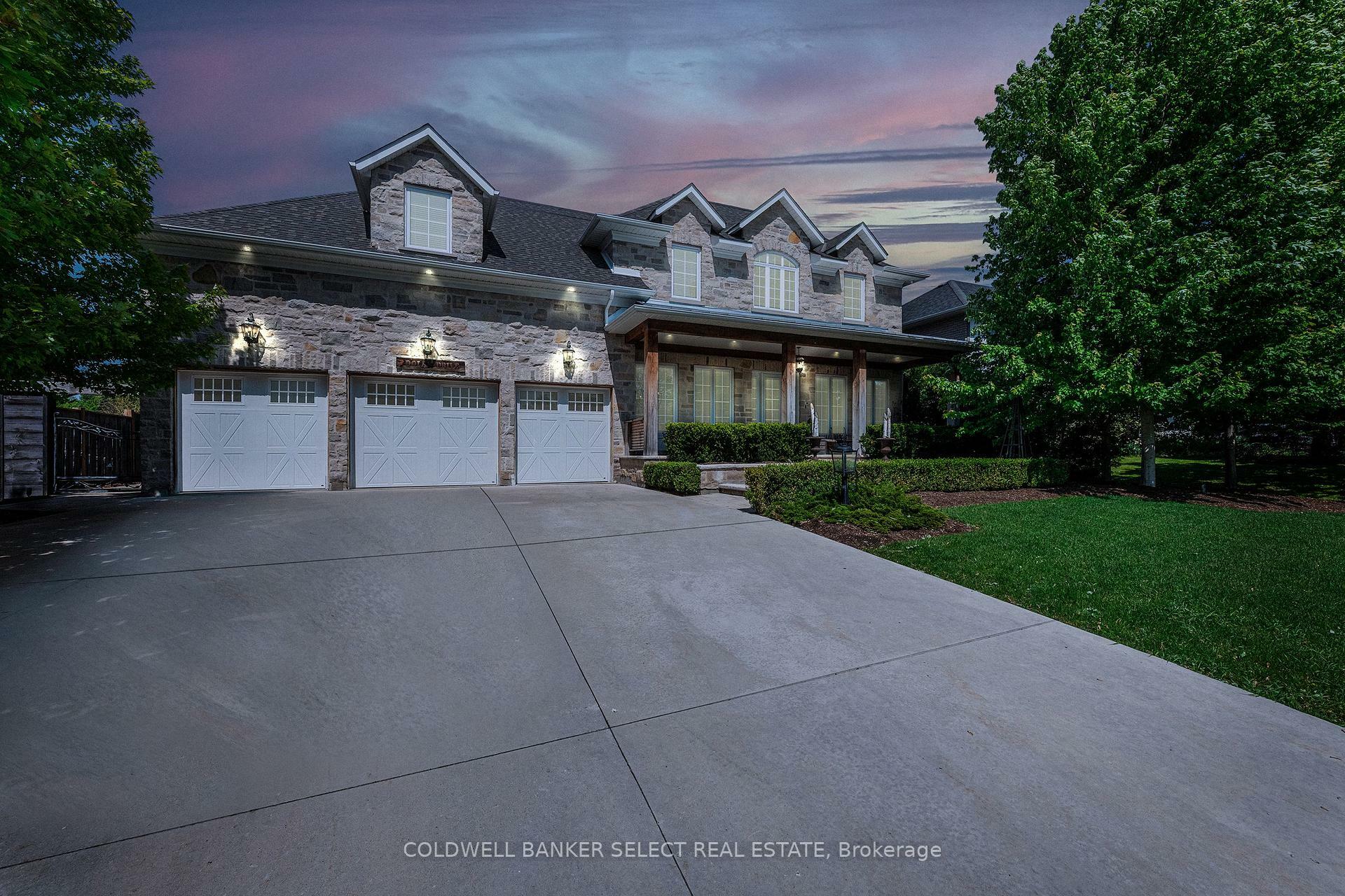 Property Photo: 7 Dolan Drive ON L7E 0E1