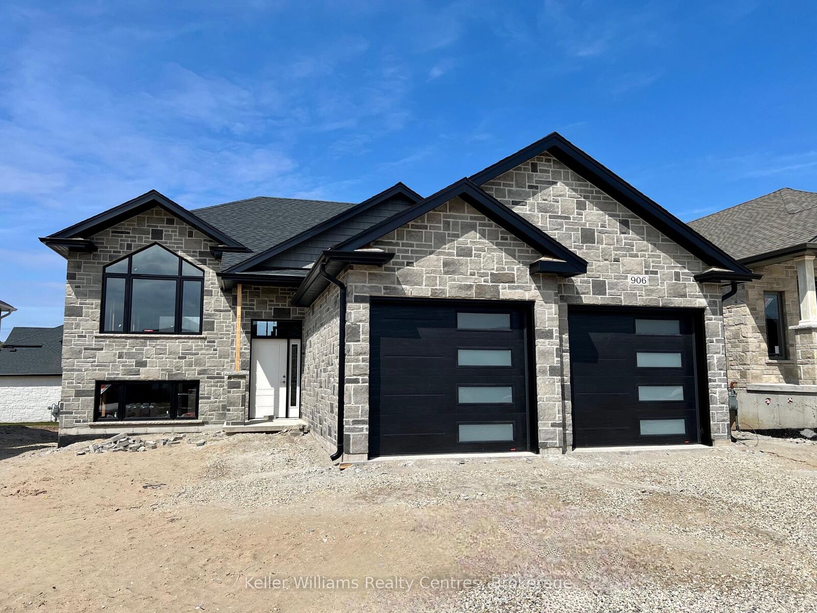 Property Photo: 906 13th Street ON N4N 3B8
