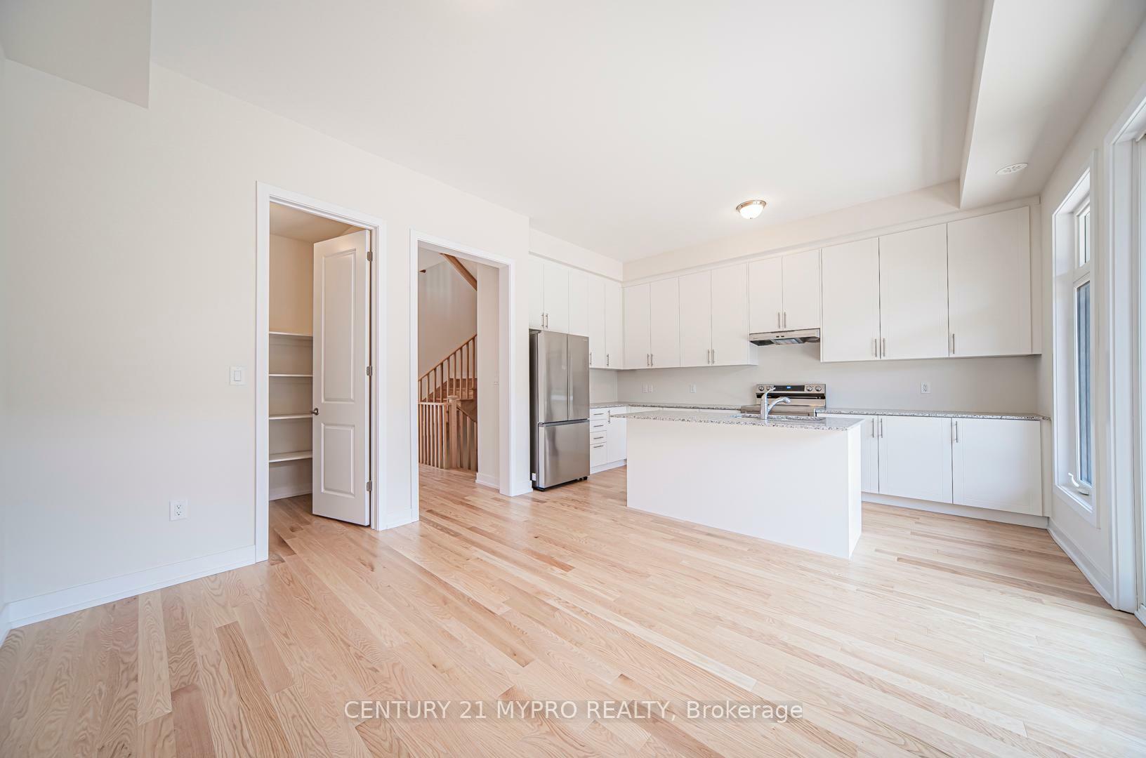 Property Photo: 3050 Perkins Way ON L6H 7Z3