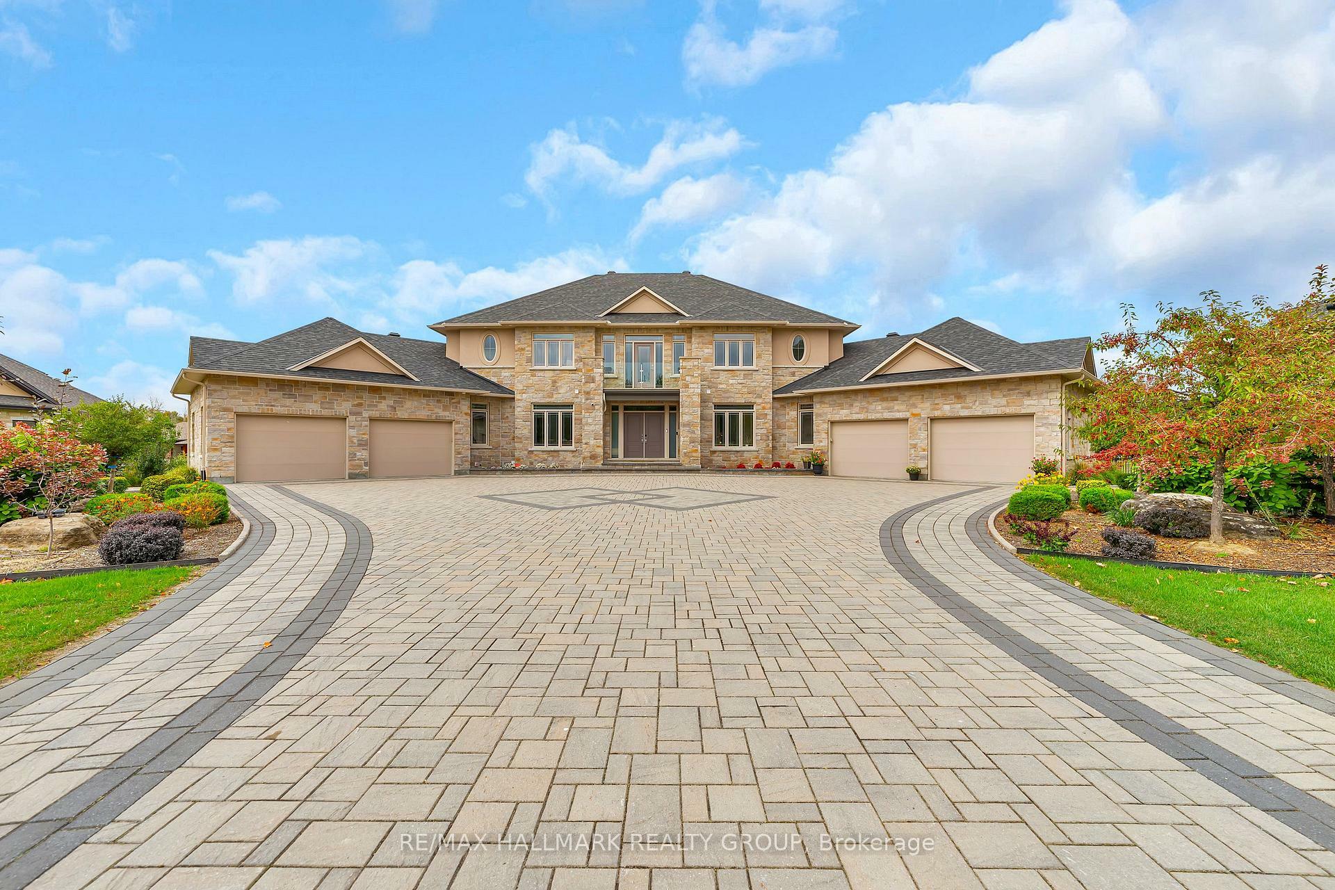 Property Photo: 5813 Red Castle Ridge ON K4M 0A4