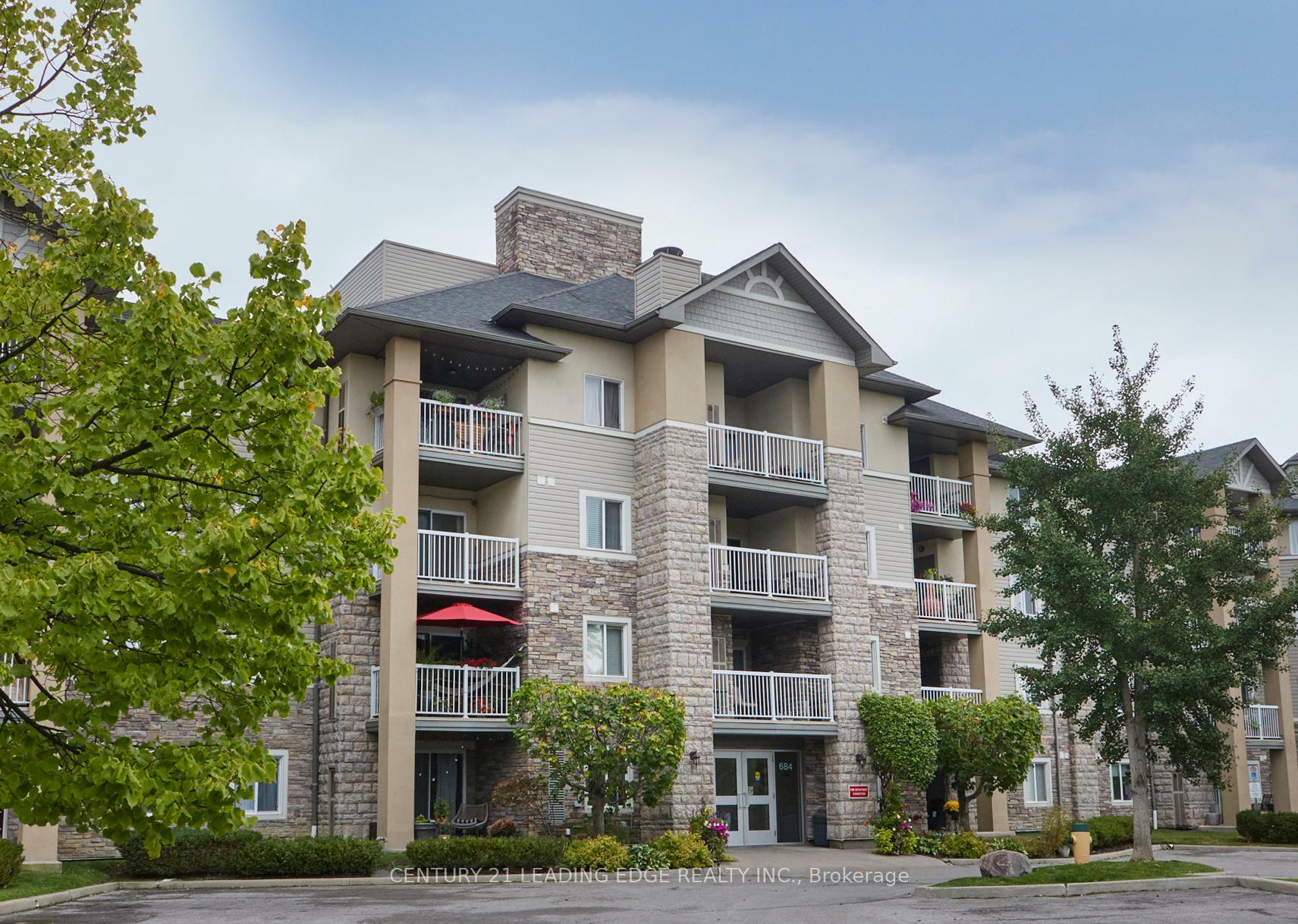 Property Photo:  684 Warden Avenue 334  ON M1L 4W4 