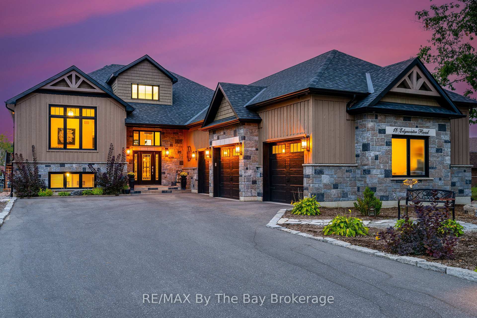 Property Photo: 18 Edgewater Road ON L9Z 2W3