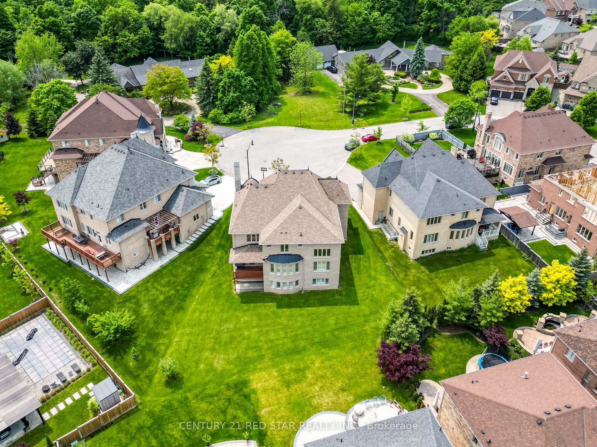 Photo de la propriété: 10 Calstock Place ON L6X 0X3